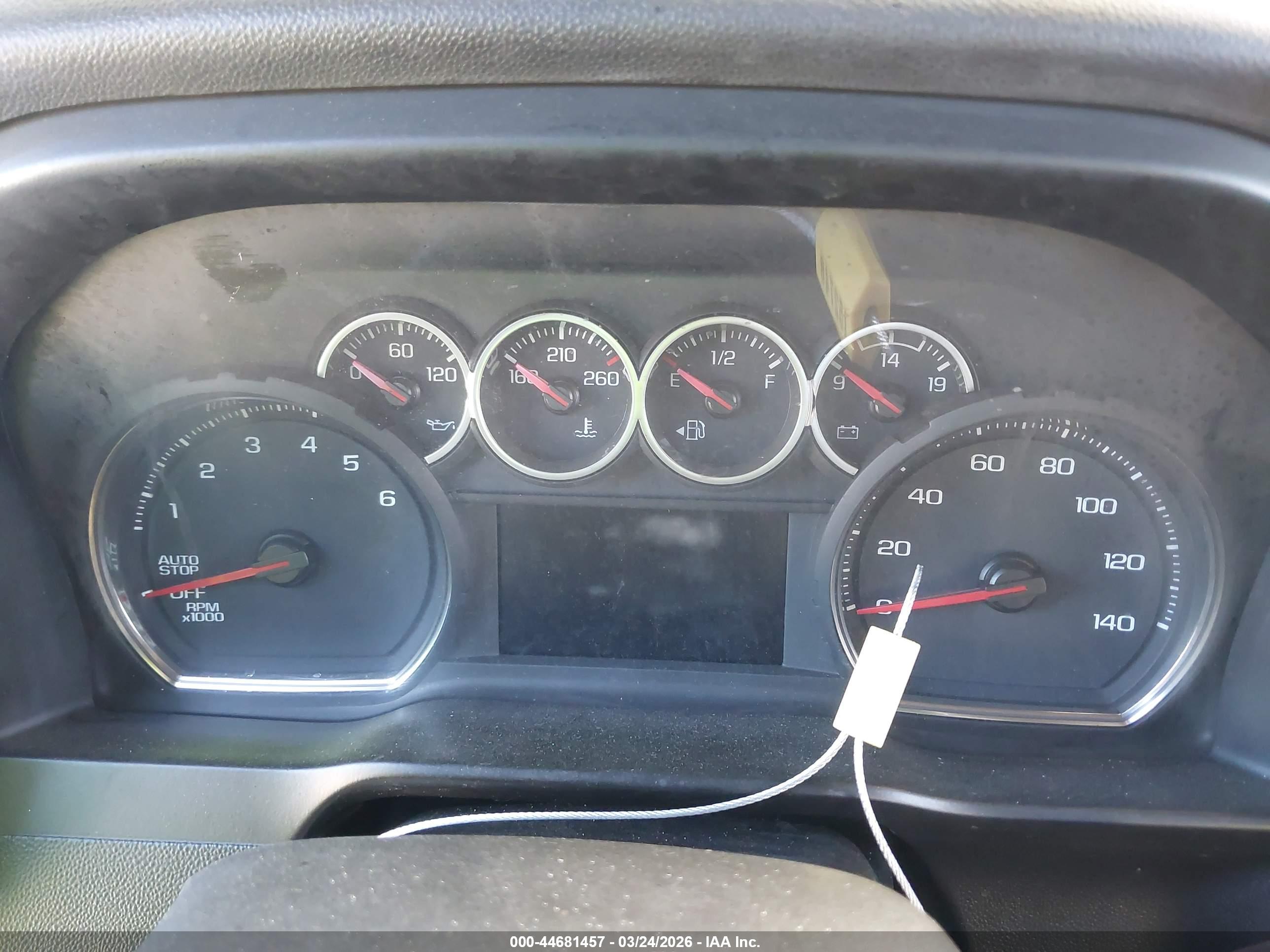 CHEVROLET SILVERADO image 7