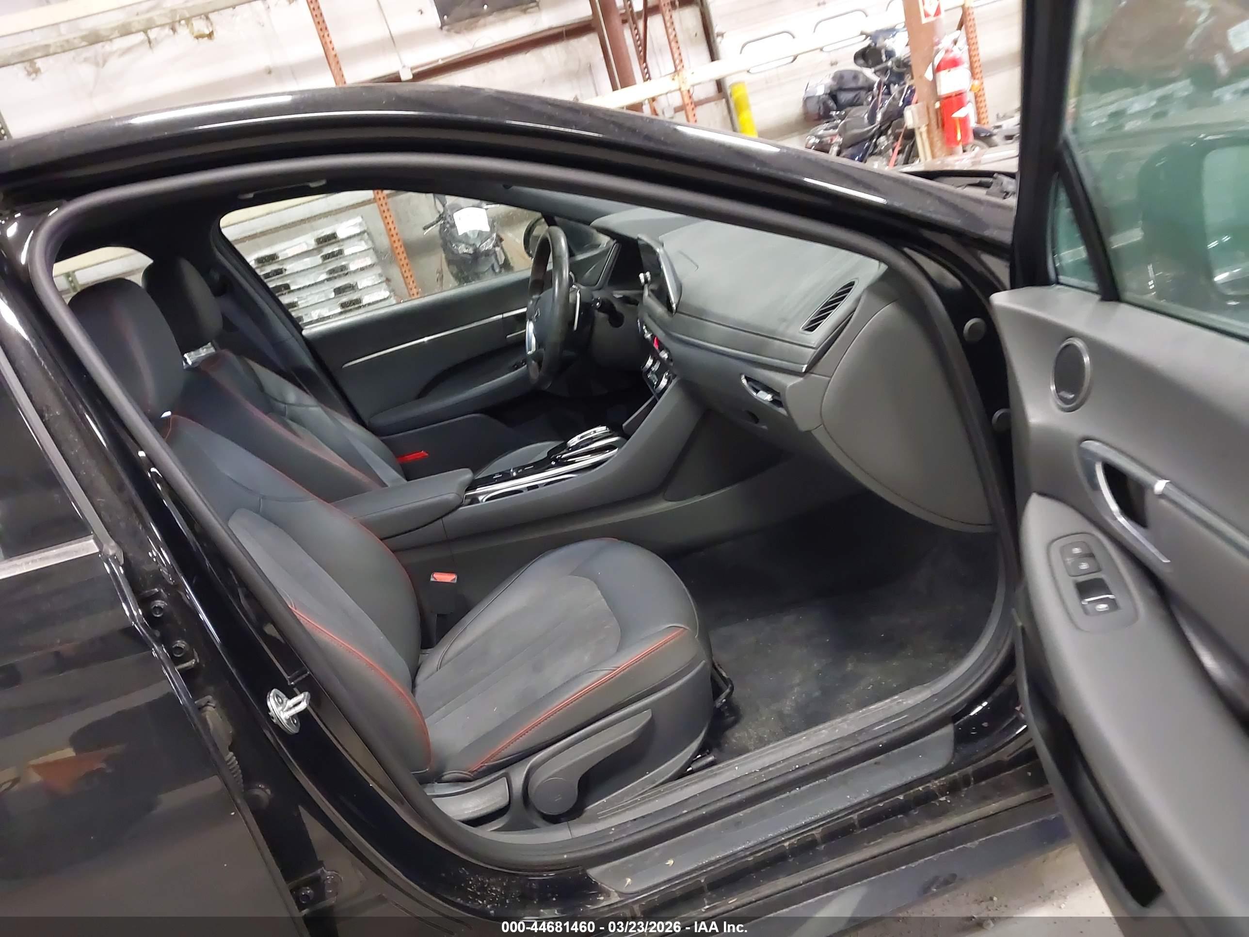 HYUNDAI SONATA image 5