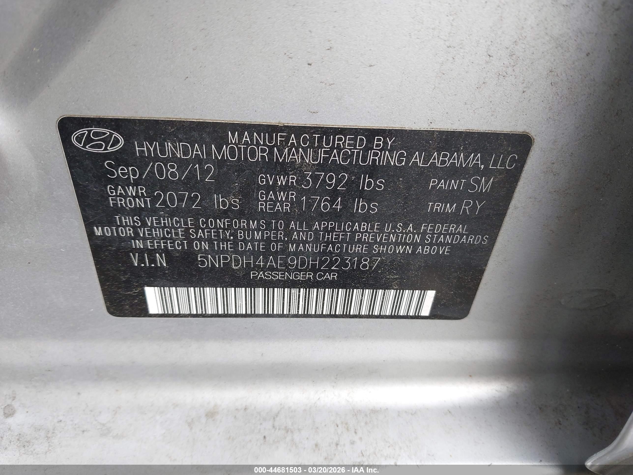 HYUNDAI ELANTRA image 9