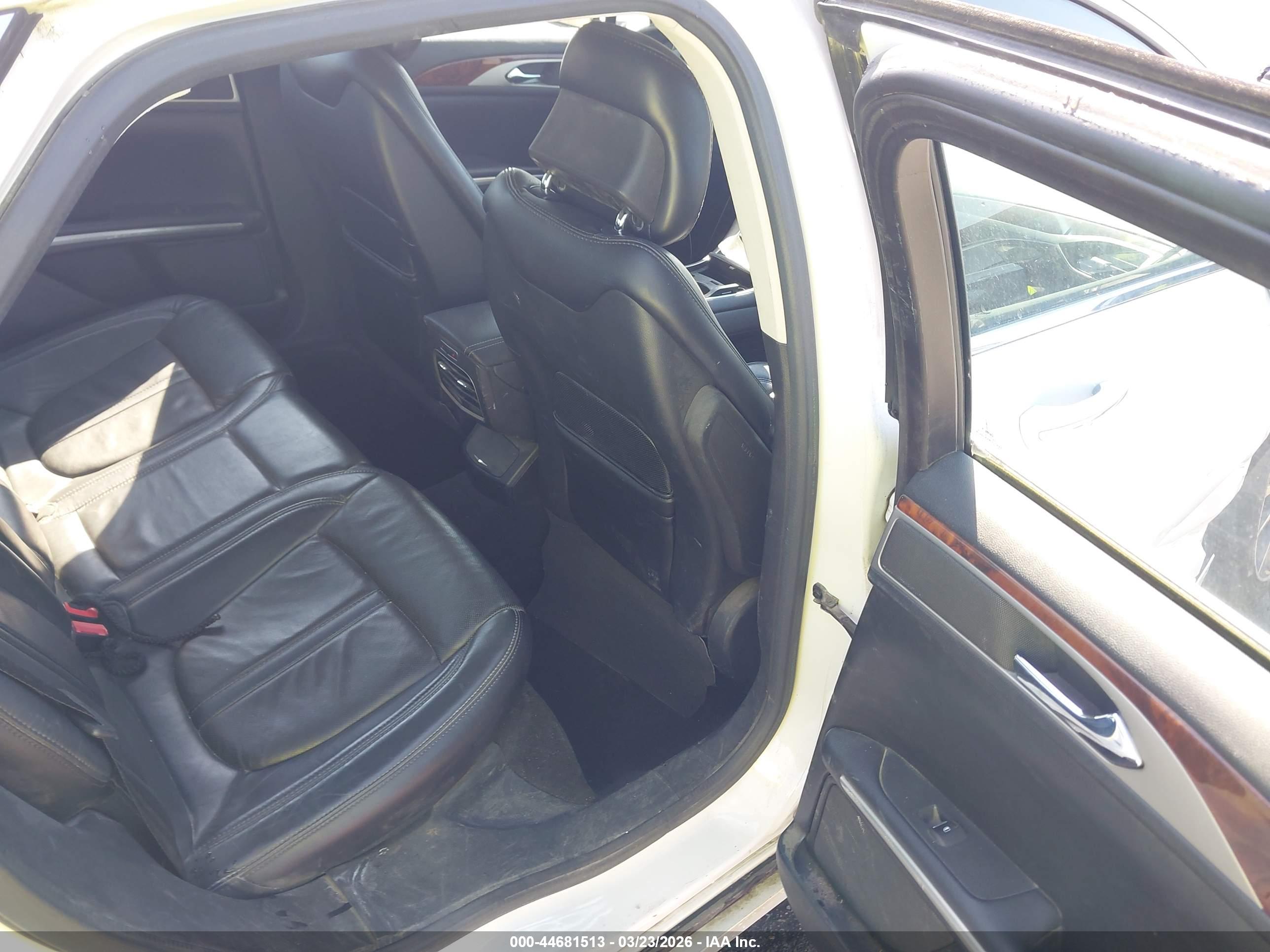 LINCOLN MKZ image 8