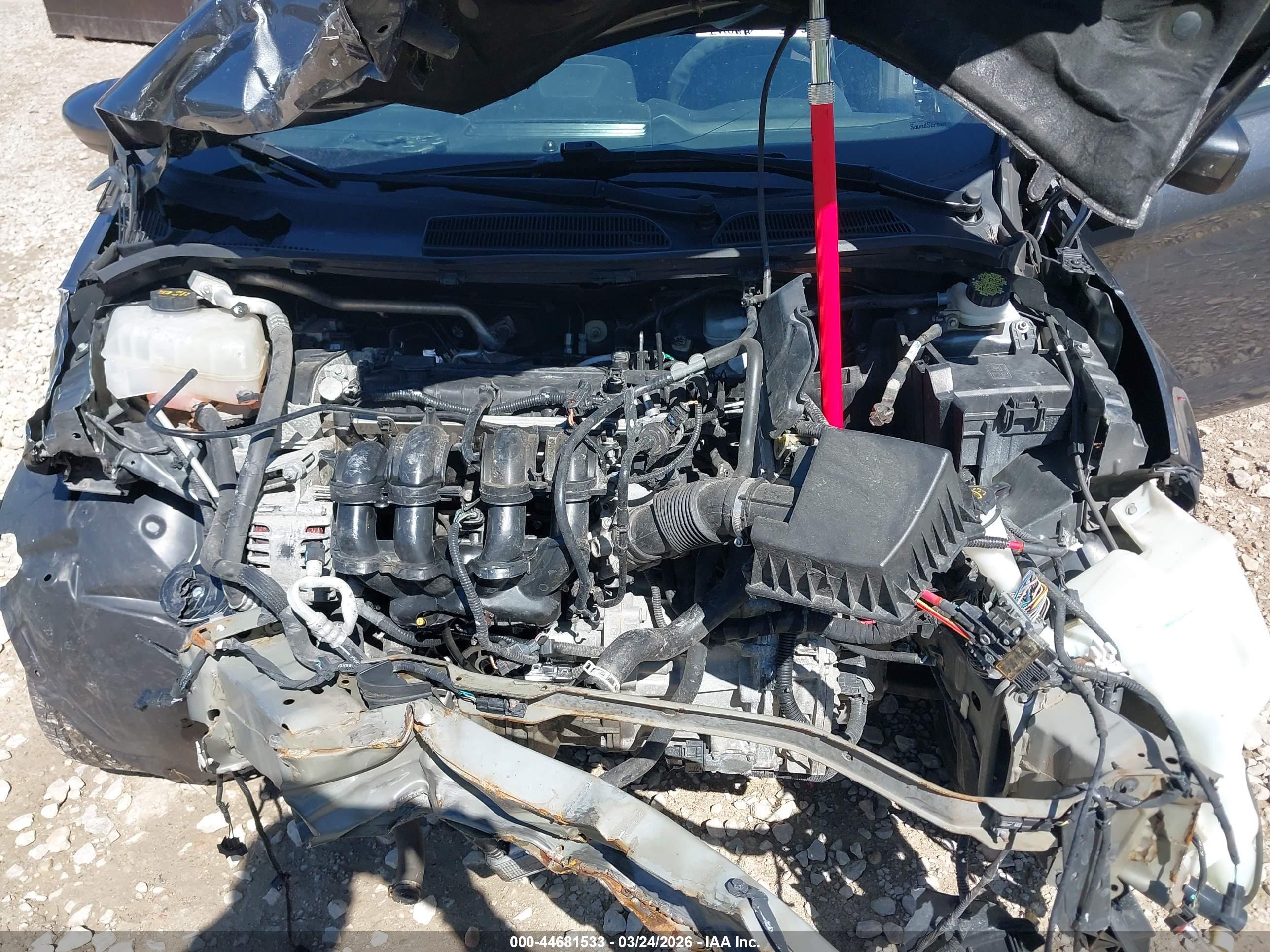 FORD FIESTA image 10