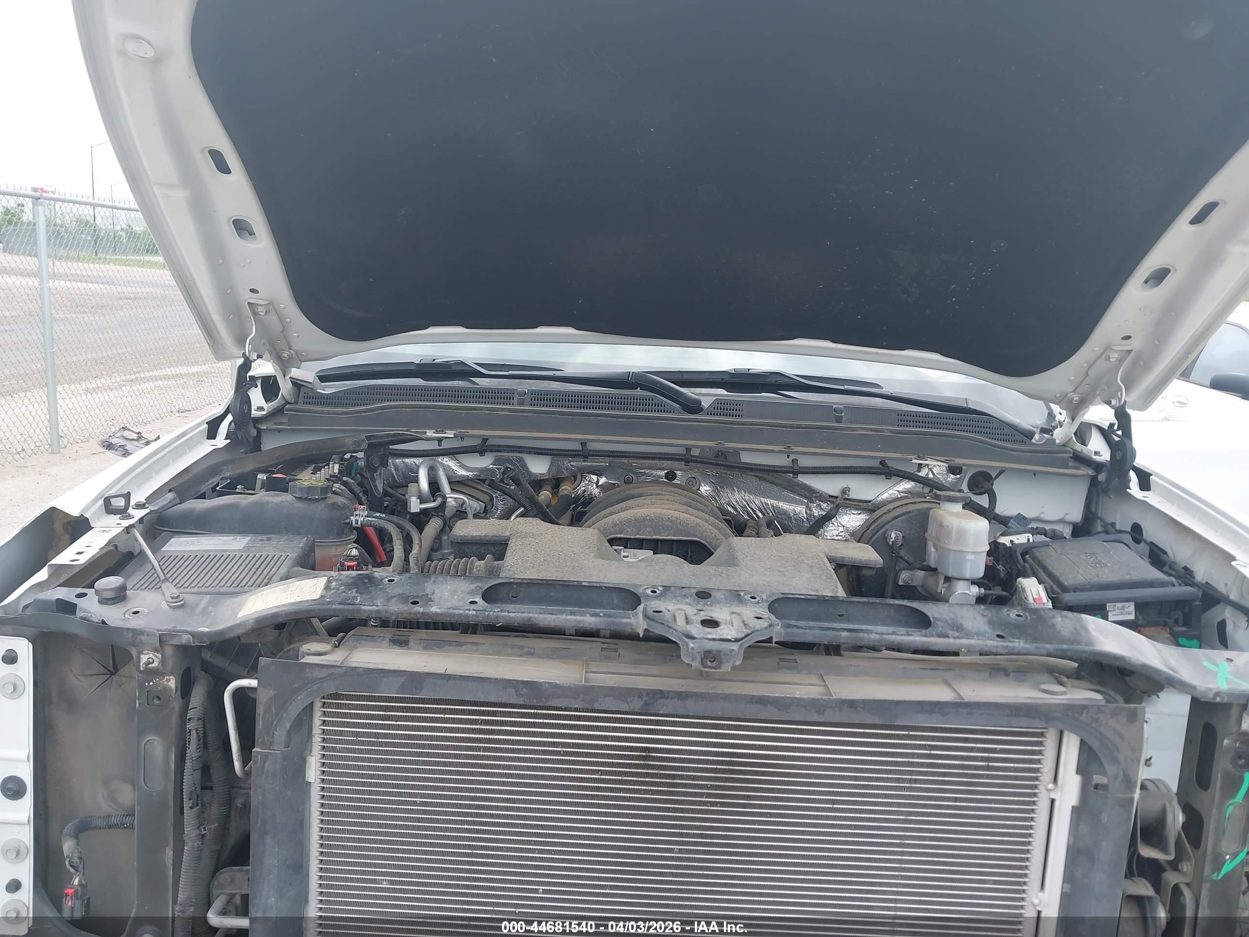 GMC YUKON image 10