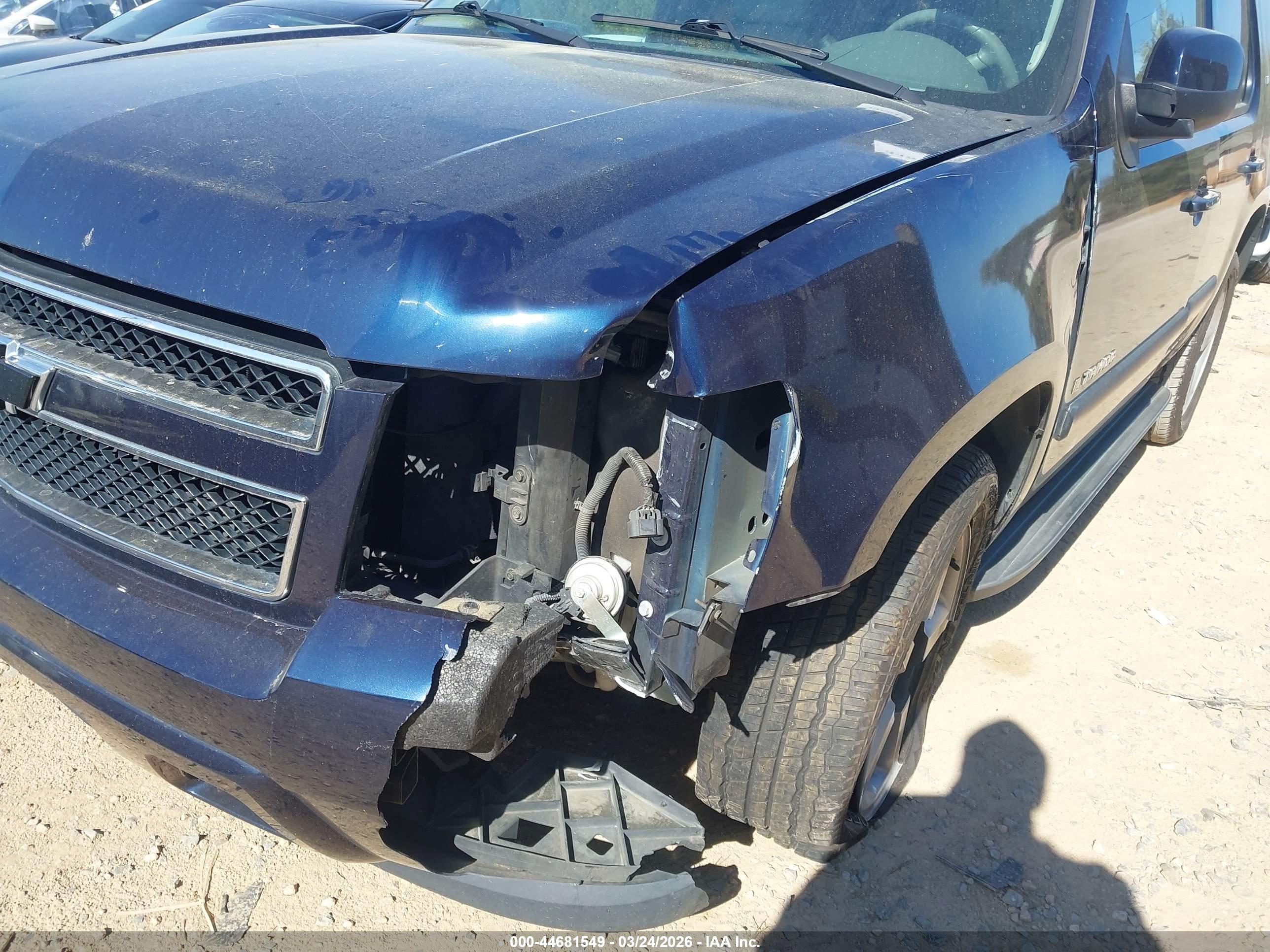 CHEVROLET TAHOE image 6