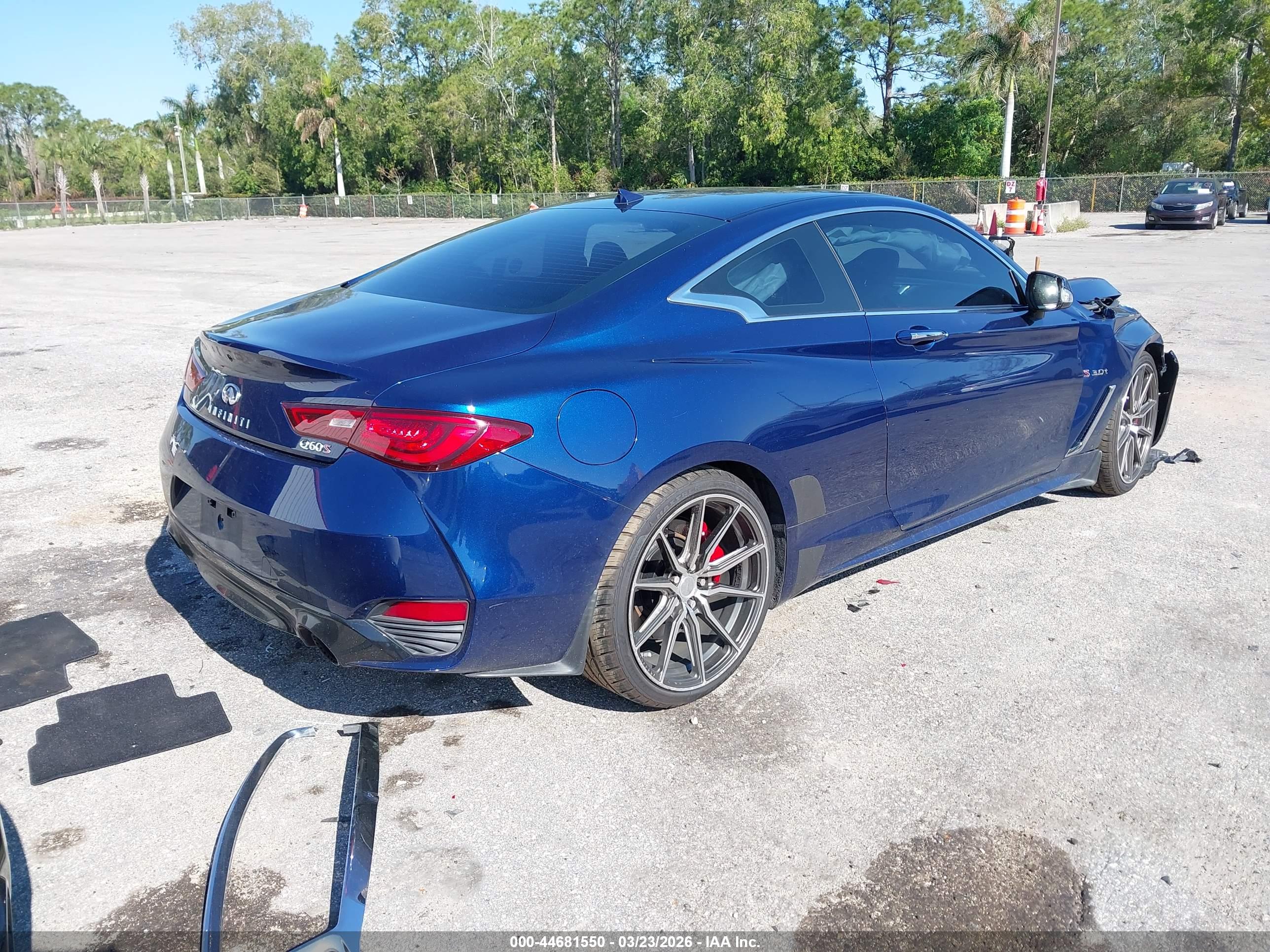 INFINITI Q60 image 4