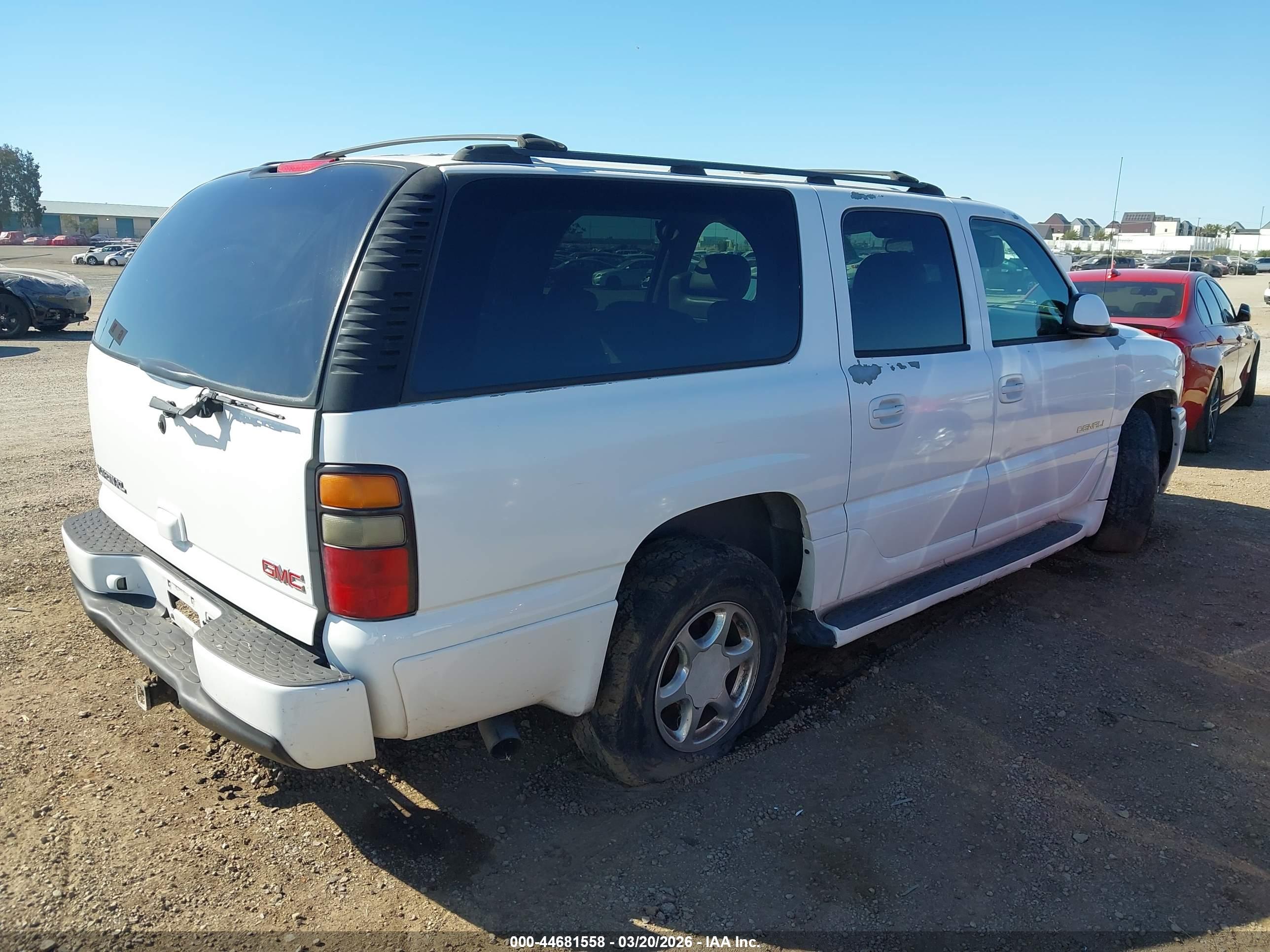 GMC YUKON image 4