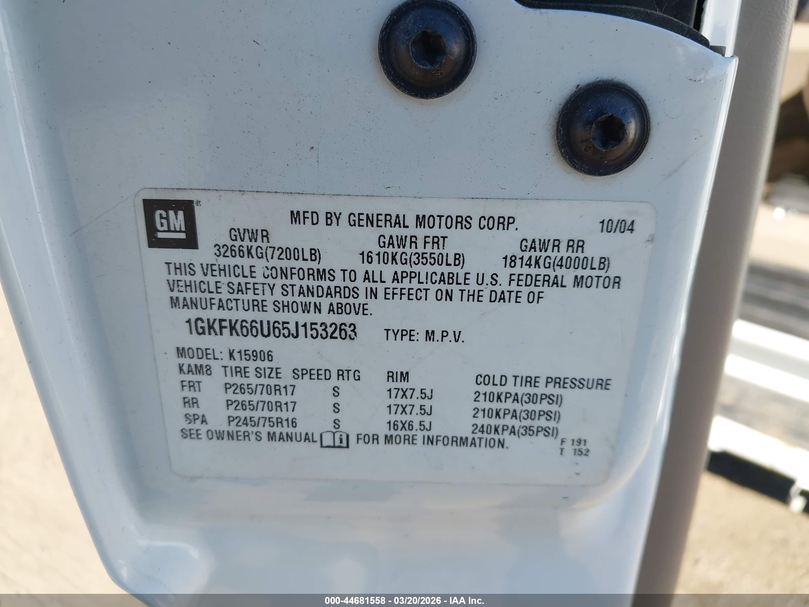 GMC YUKON image 9