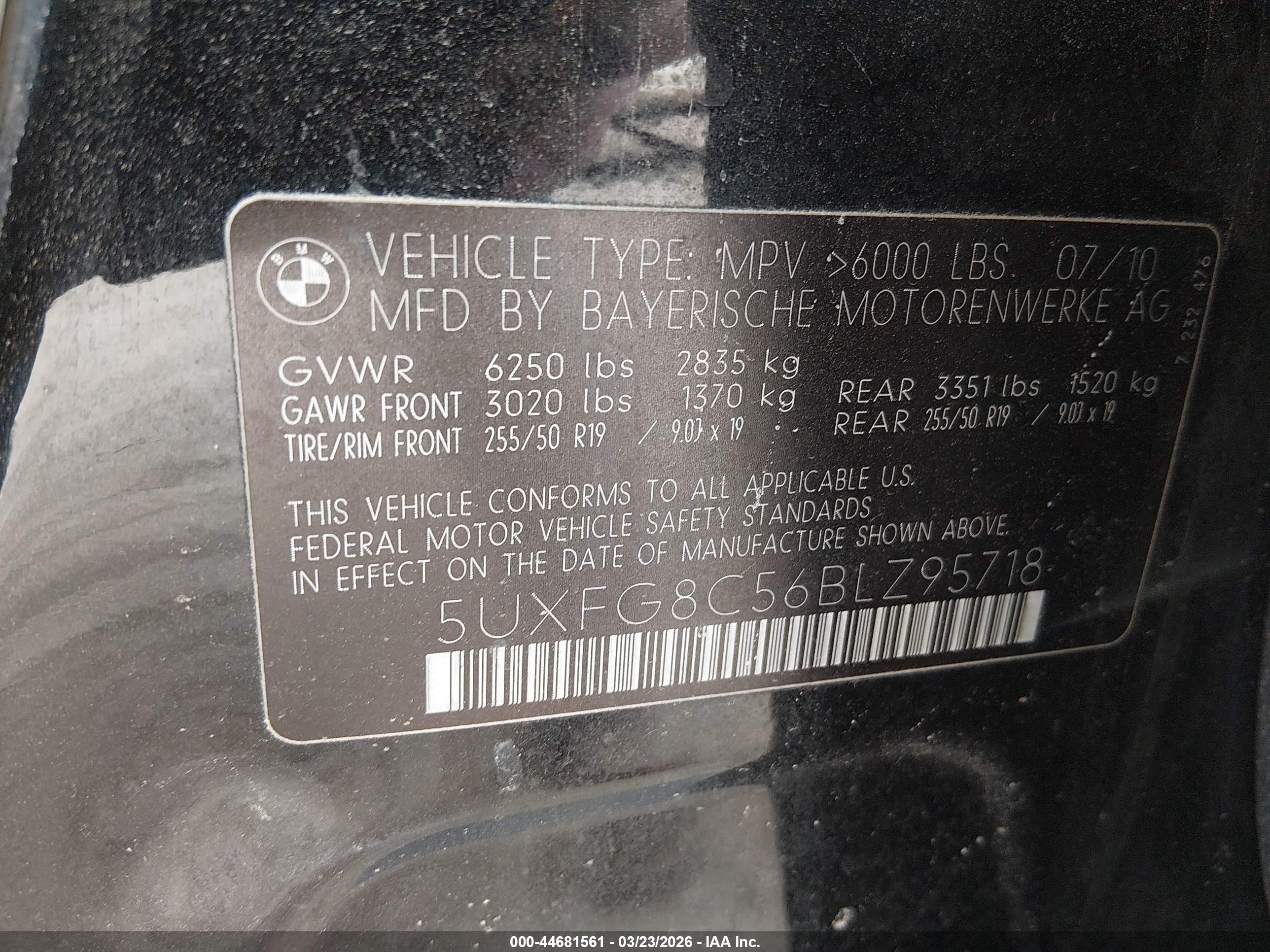 BMW X6 image 9