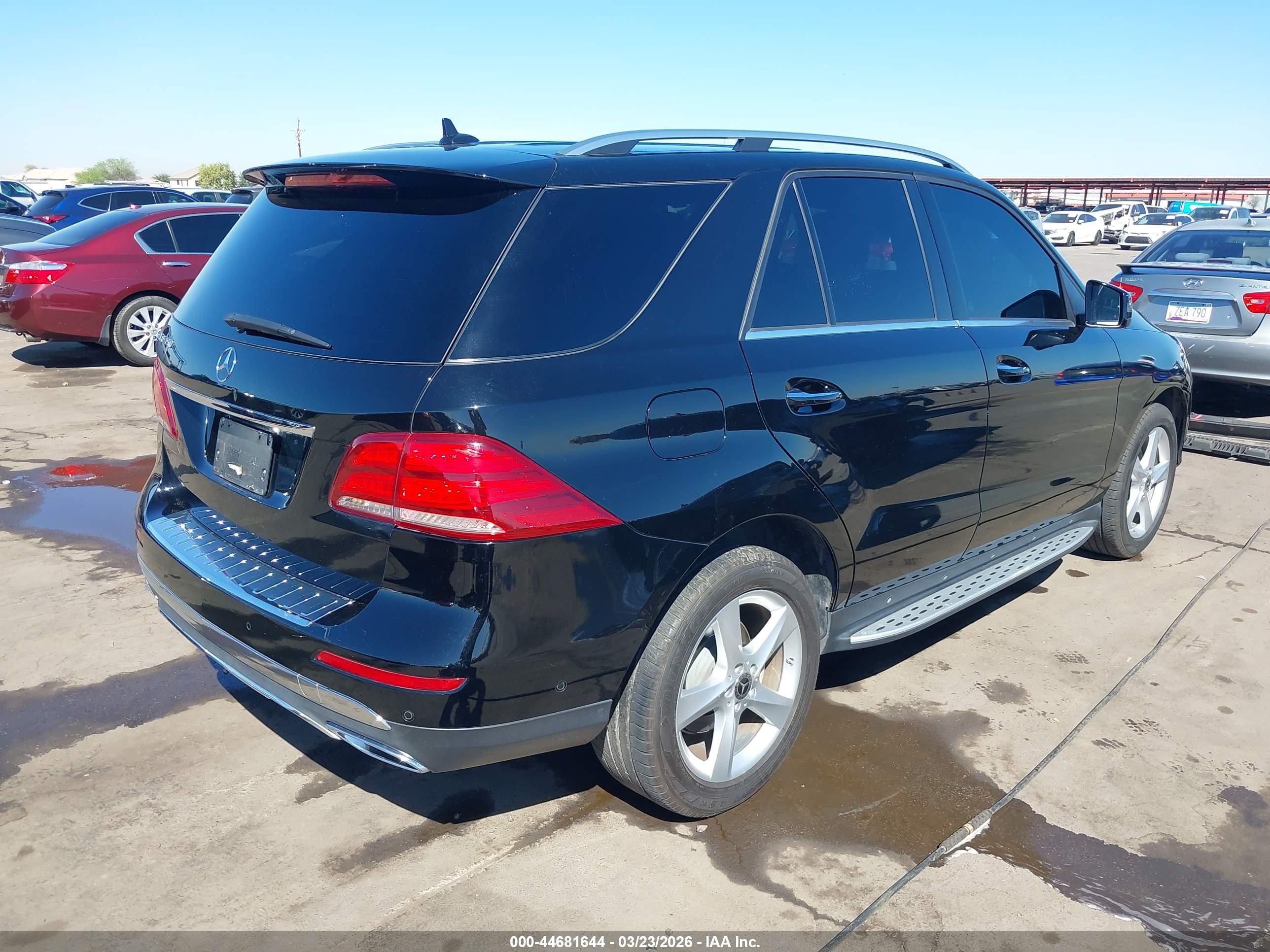 MERCEDES-BENZ GLE image 4