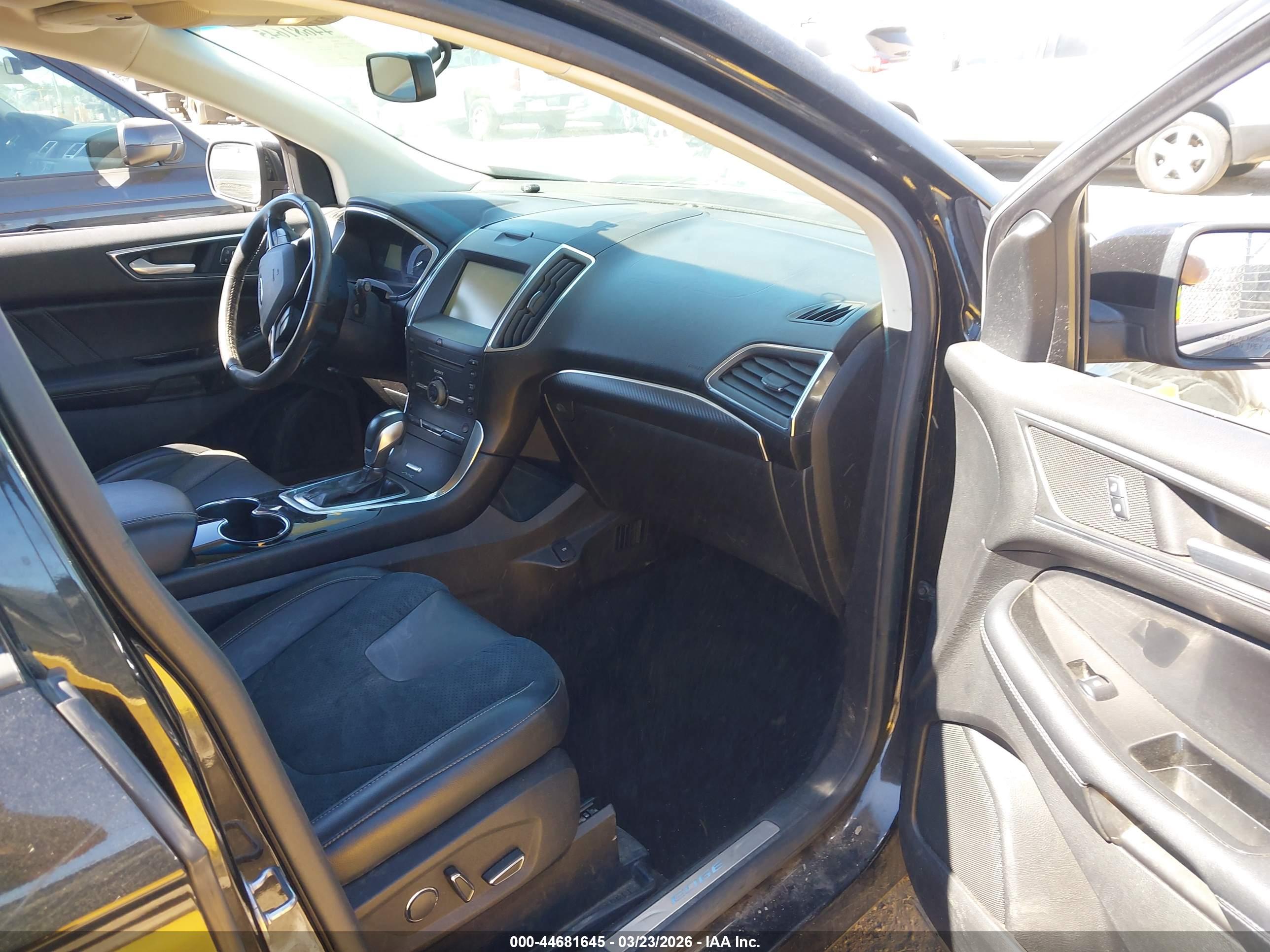 FORD EDGE image 5