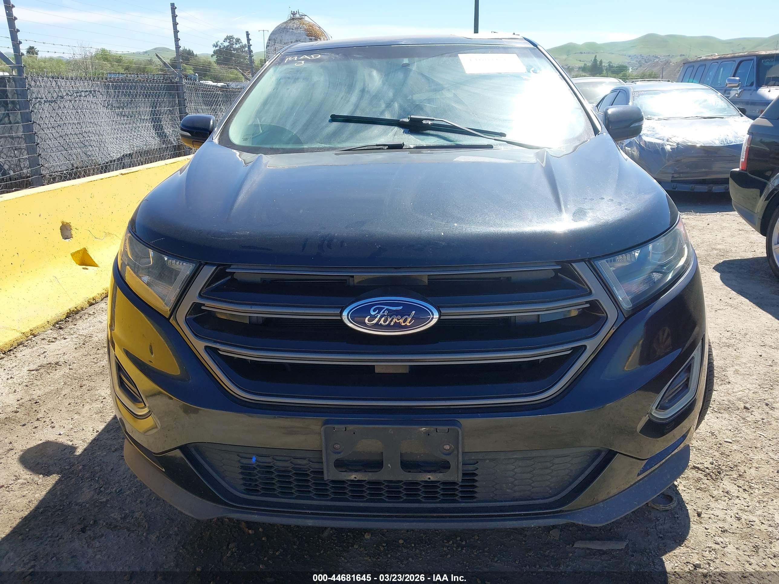 FORD EDGE image 6