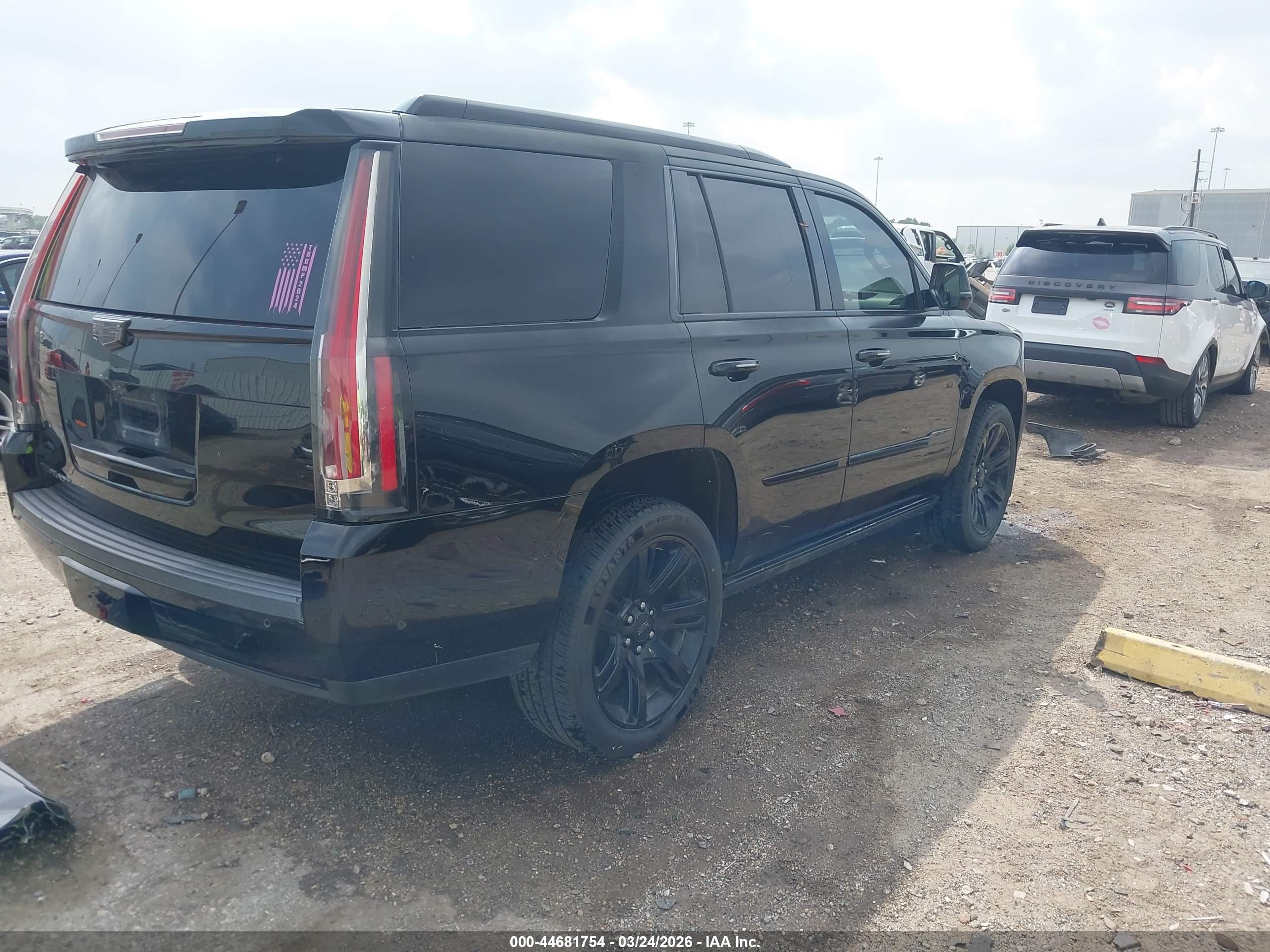 CADILLAC ESCALADE image 4