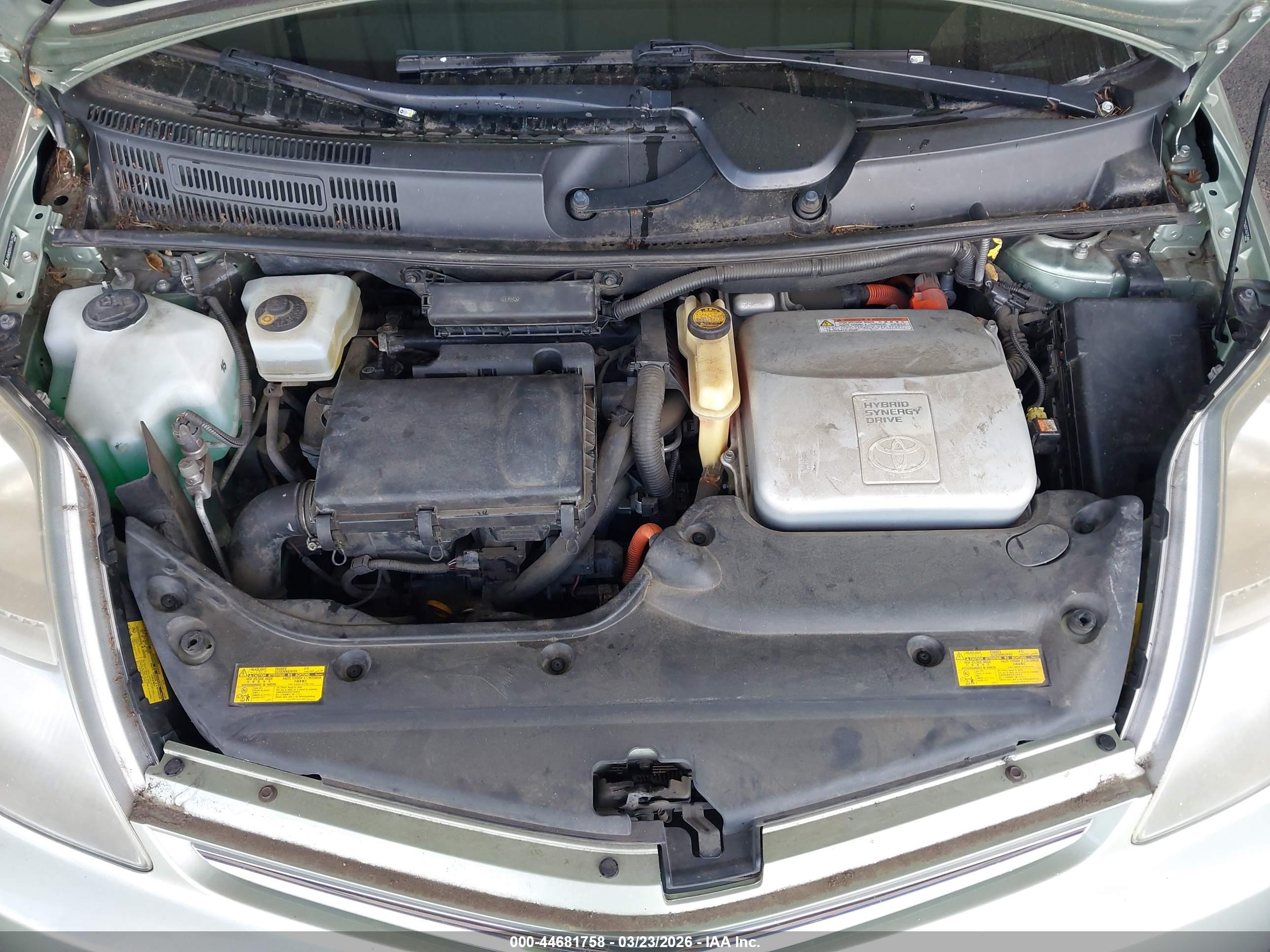 TOYOTA PRIUS image 10