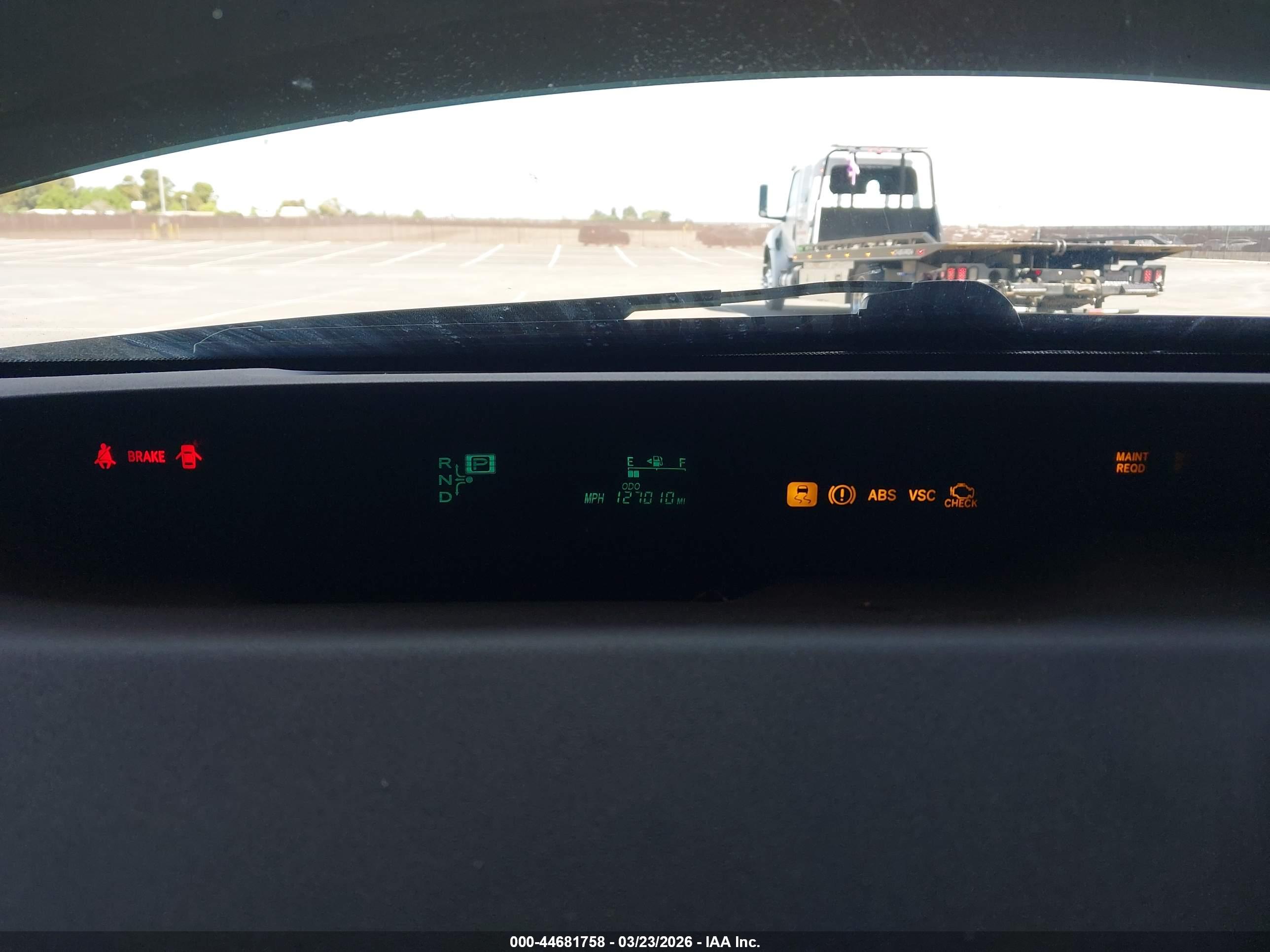 TOYOTA PRIUS image 7