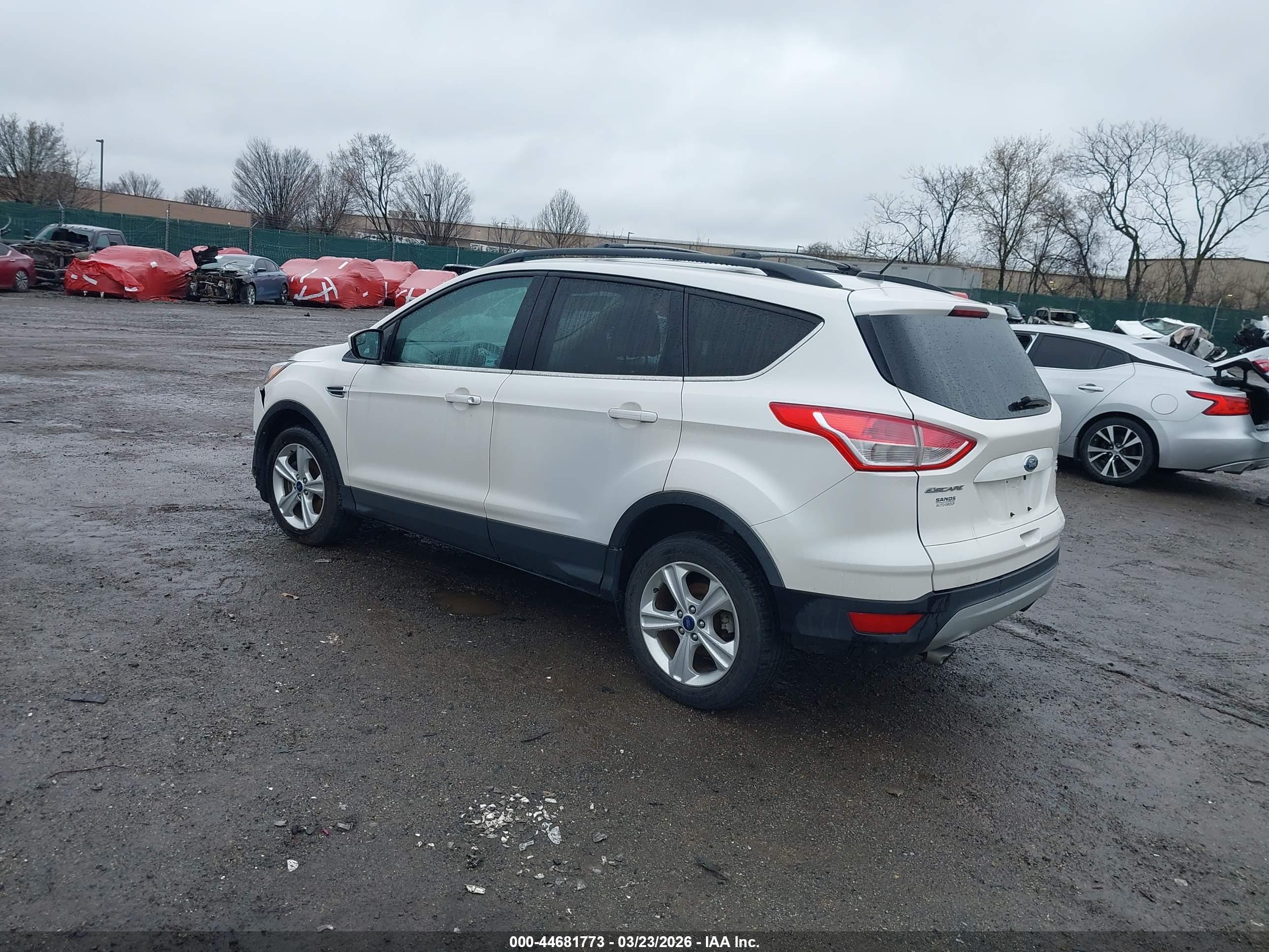 FORD ESCAPE image 3