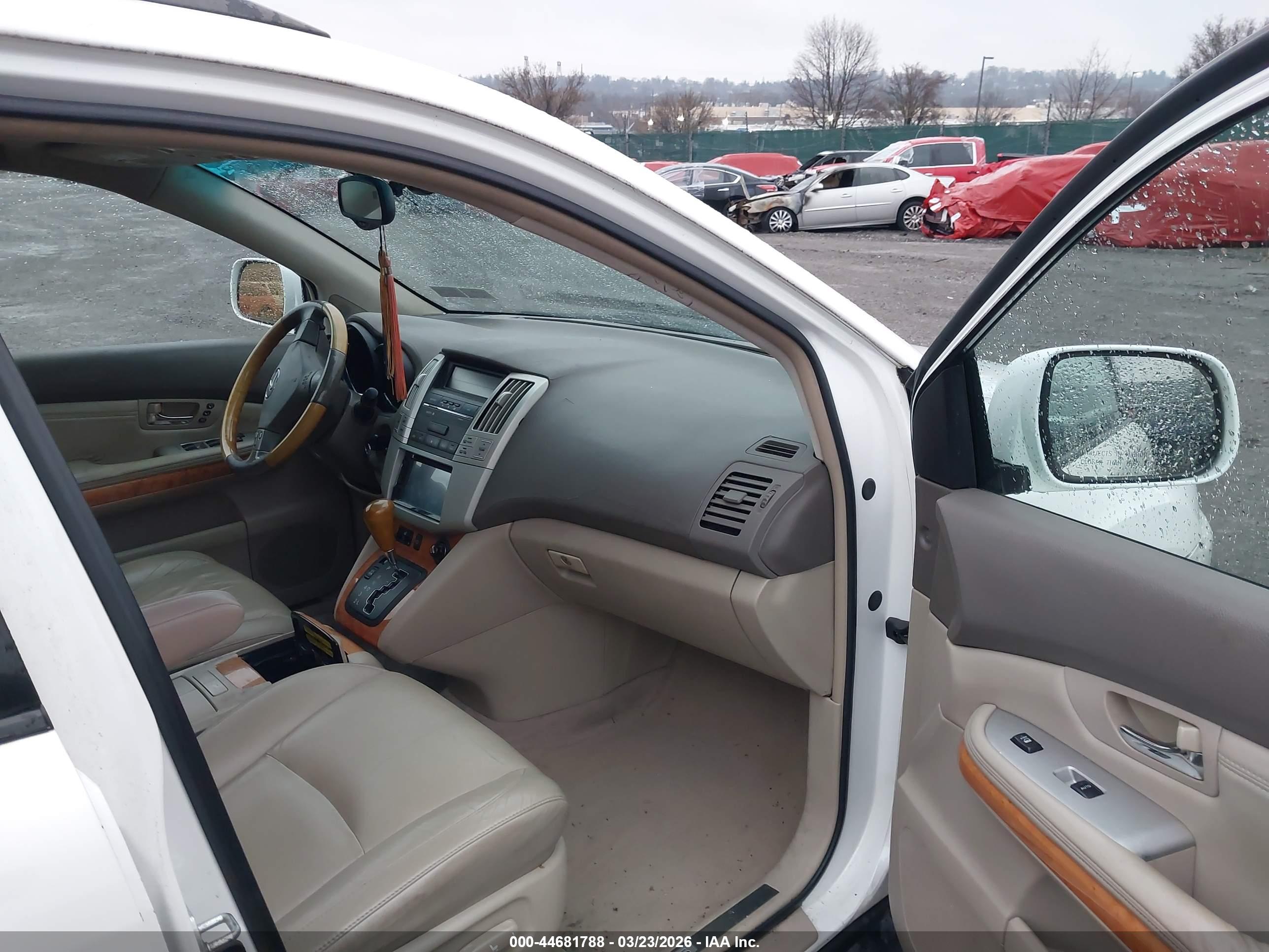 LEXUS RX image 5