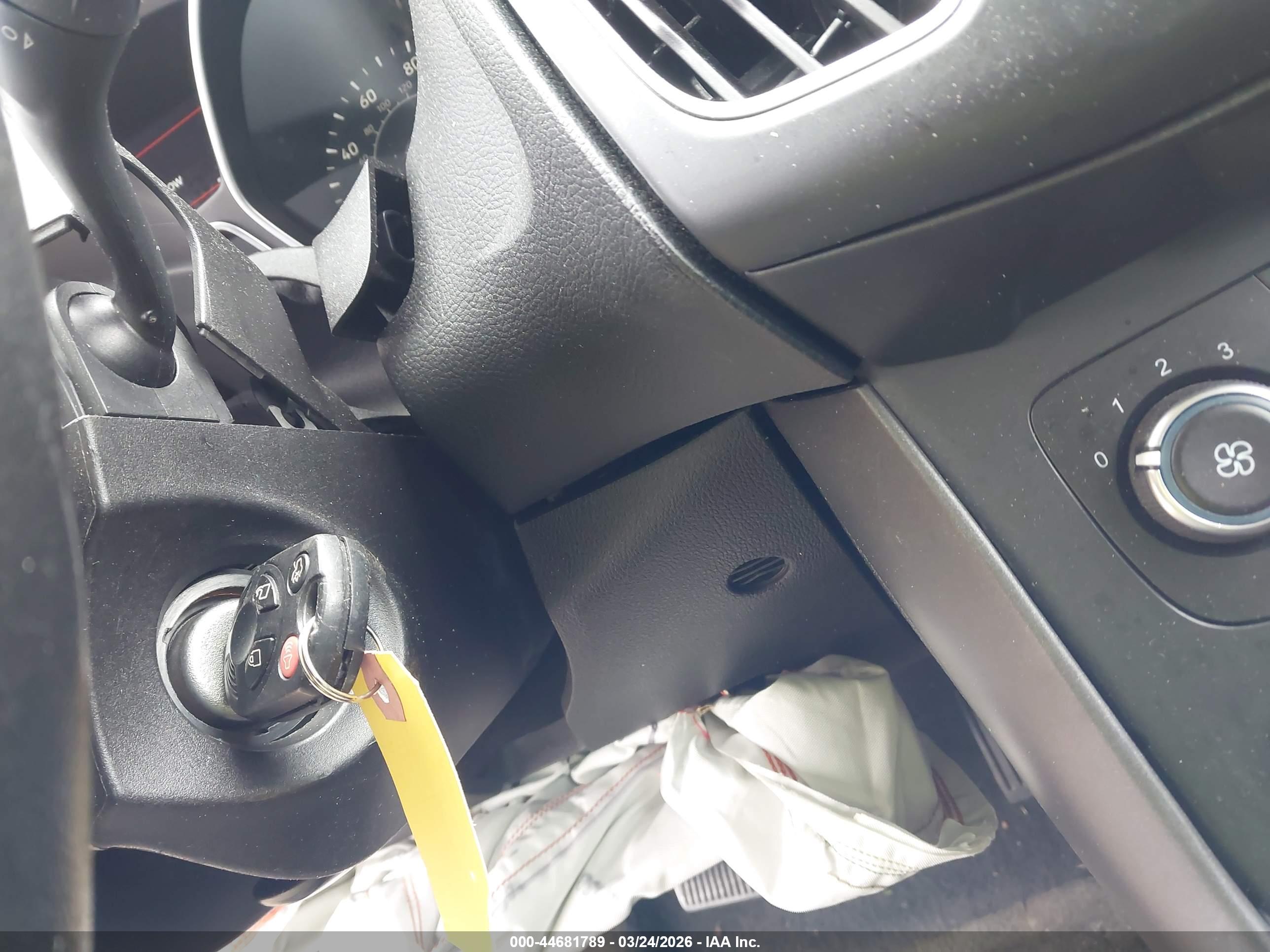FORD FOCUS image 11