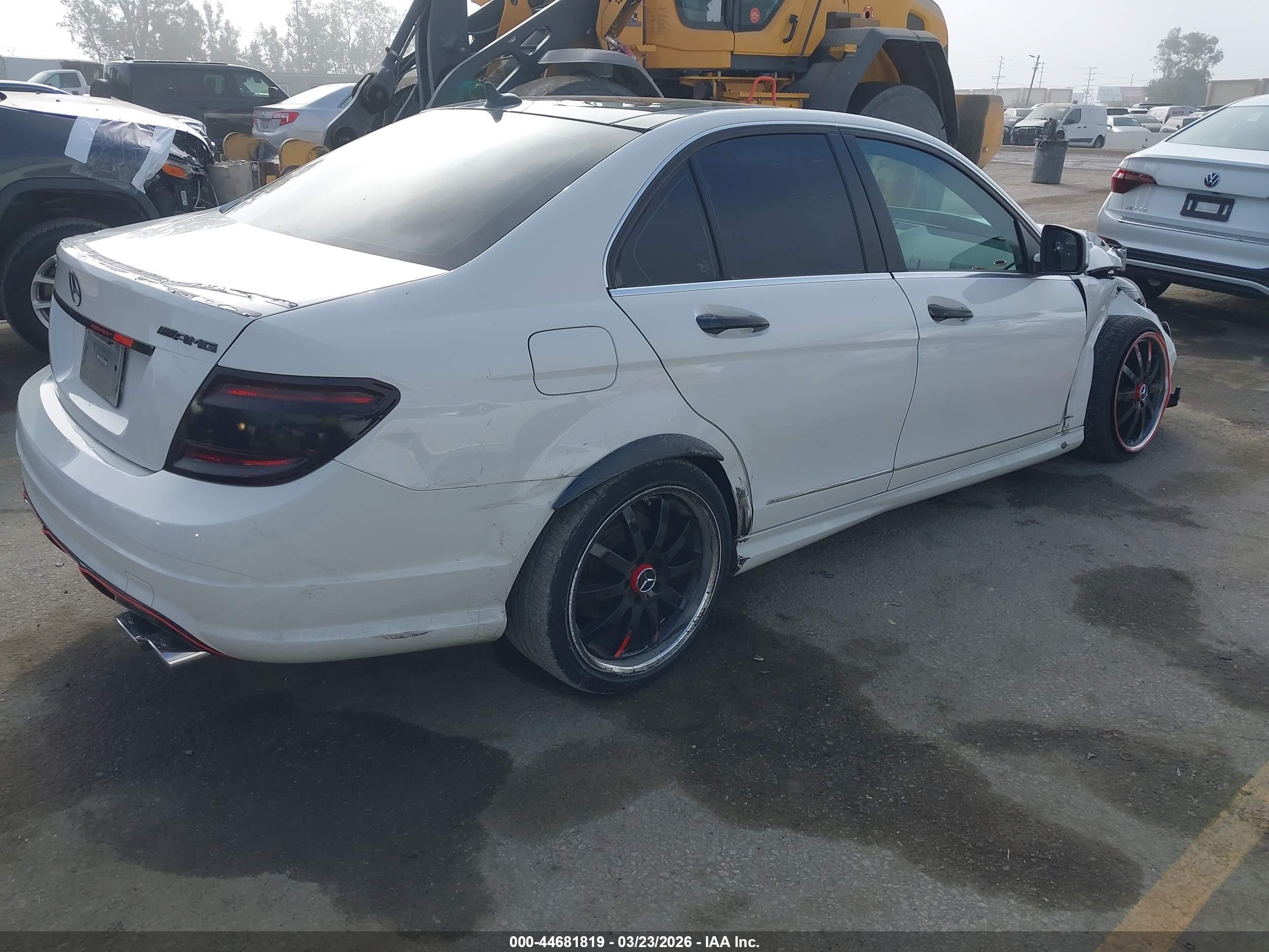 MERCEDES-BENZ C image 4