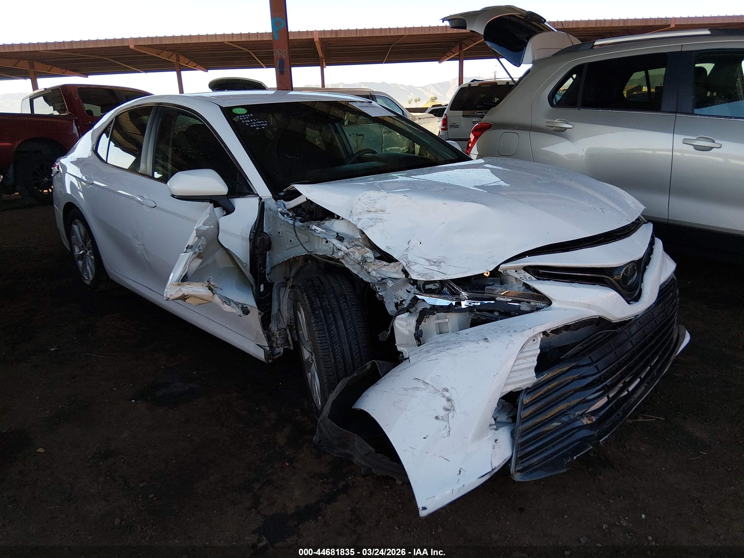 TOYOTA CAMRY image 6