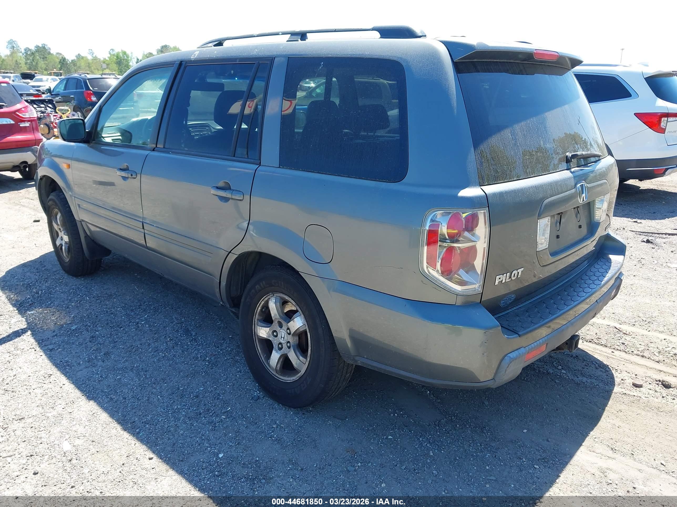 HONDA PILOT image 3