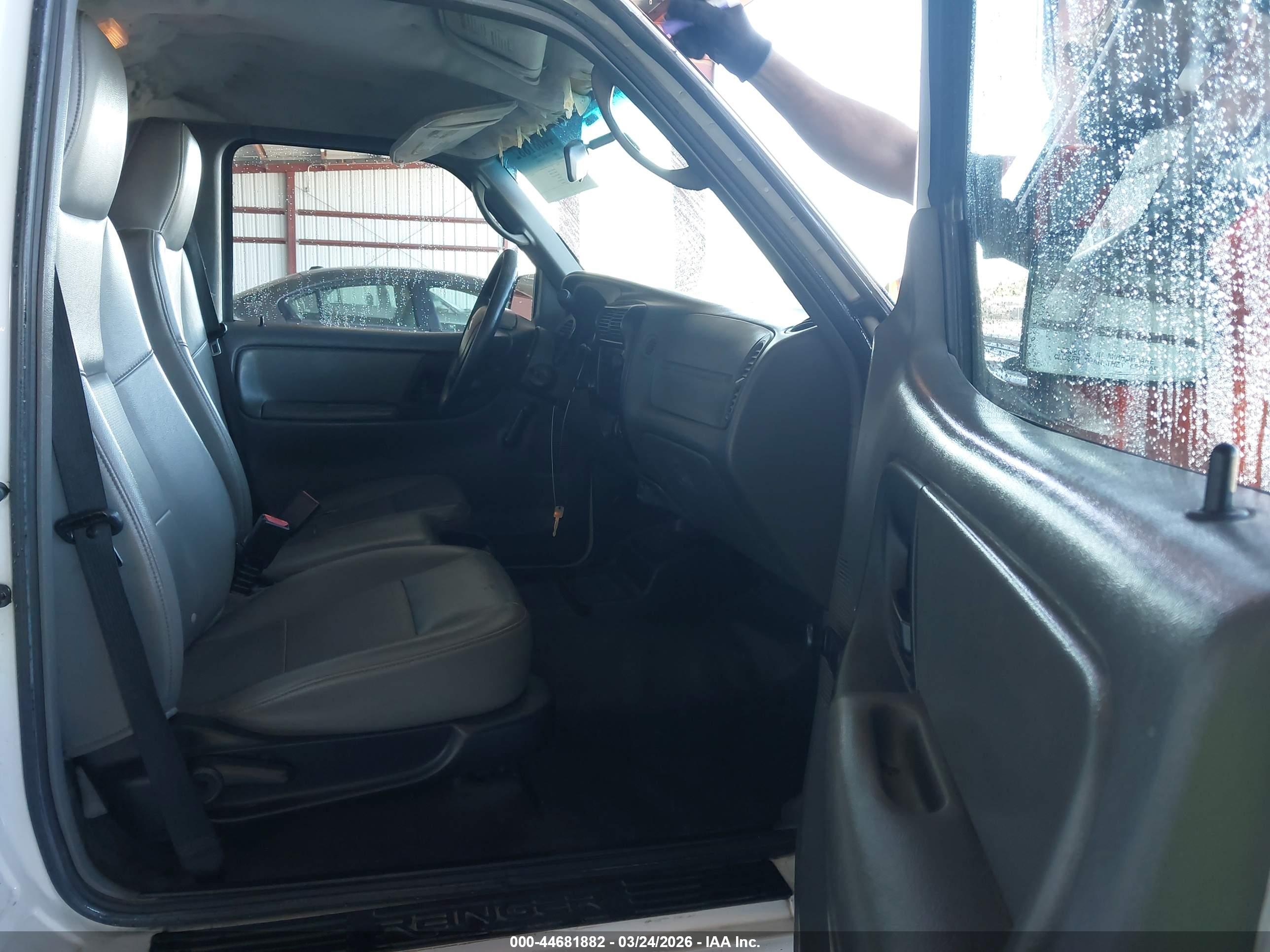 FORD RANGER image 5
