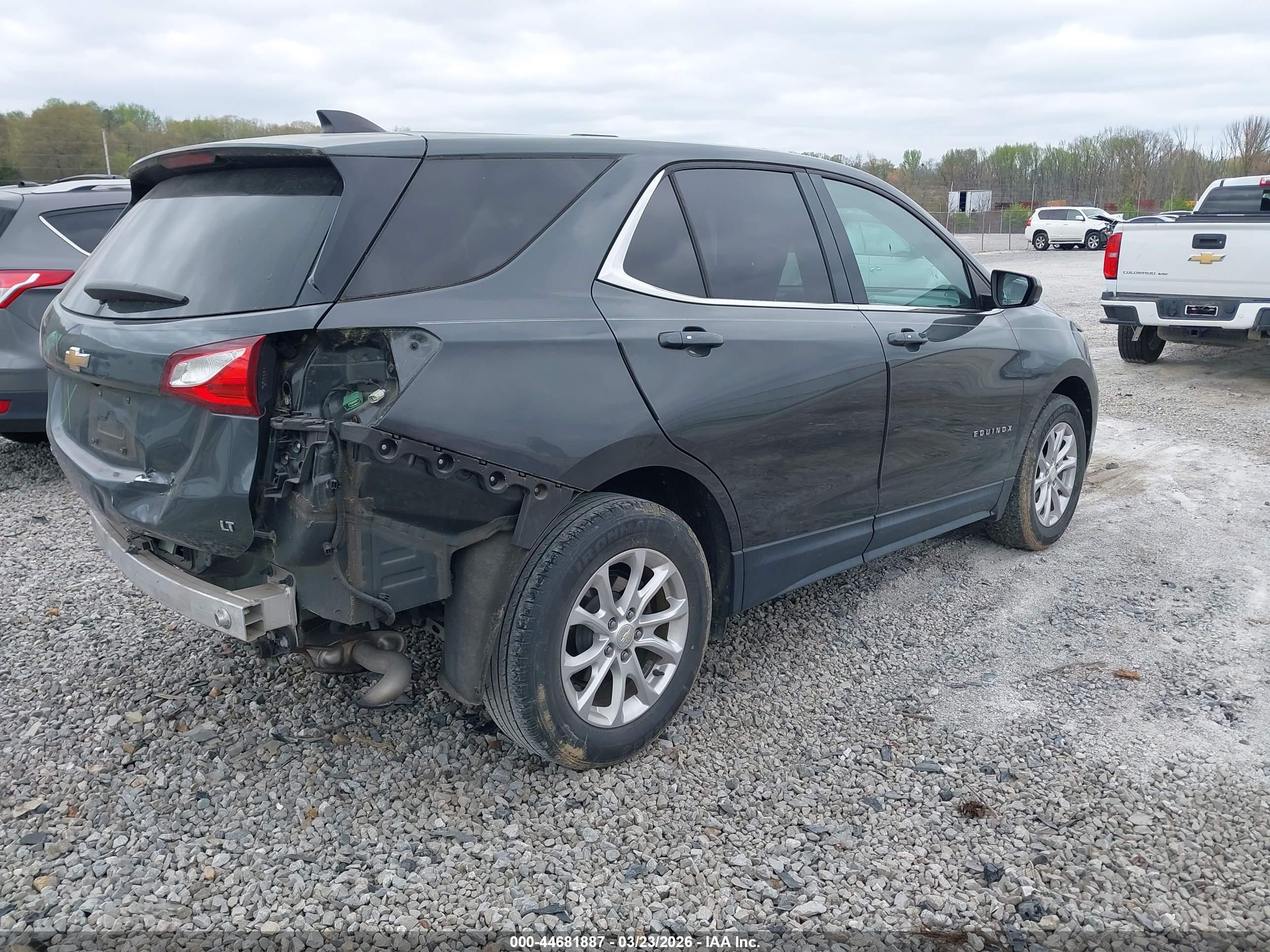 CHEVROLET EQUINOX image 4