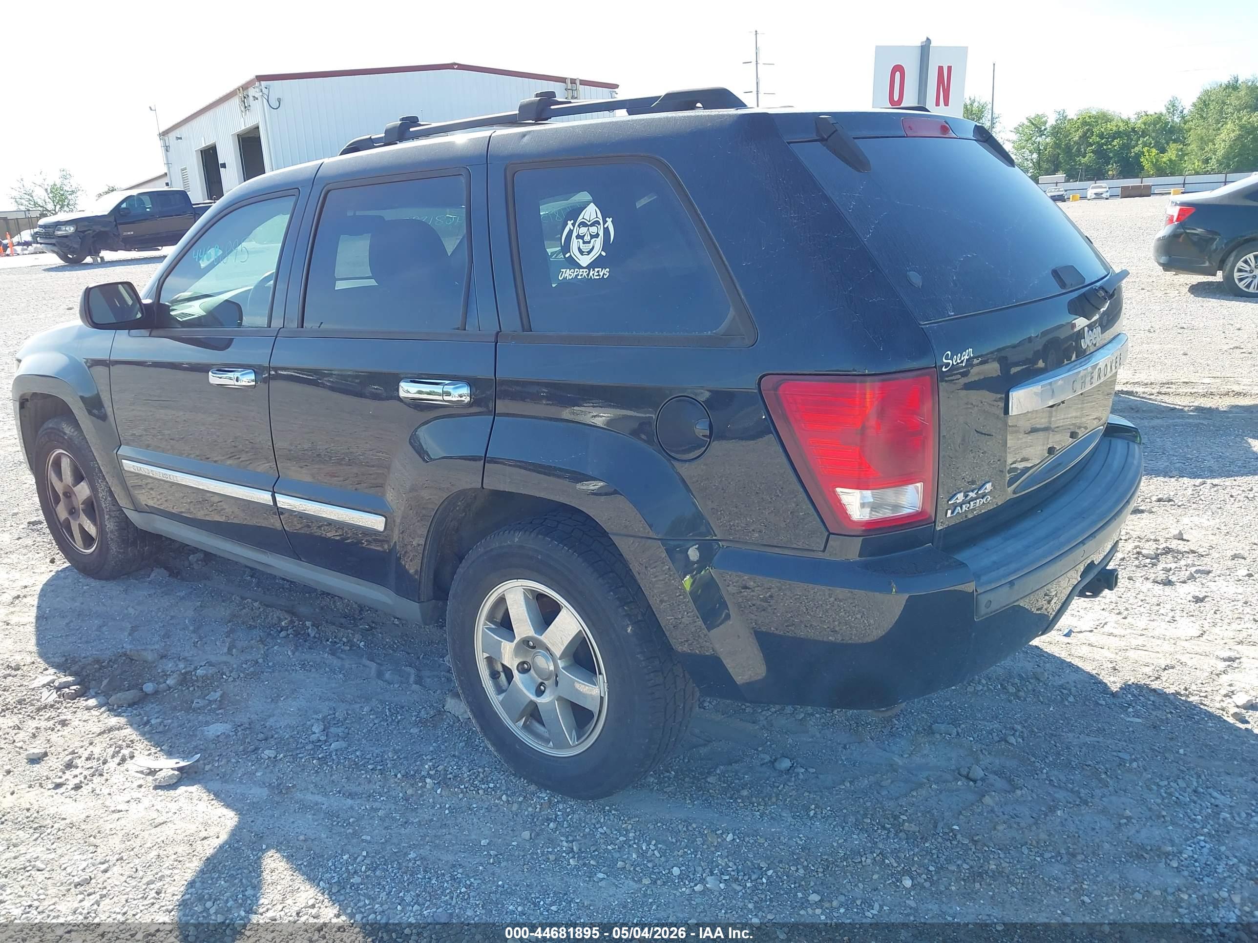 JEEP GRAND image 3
