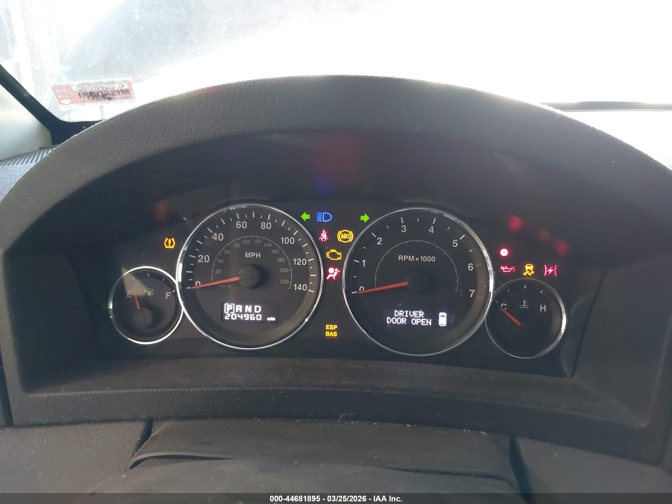 JEEP GRAND image 7