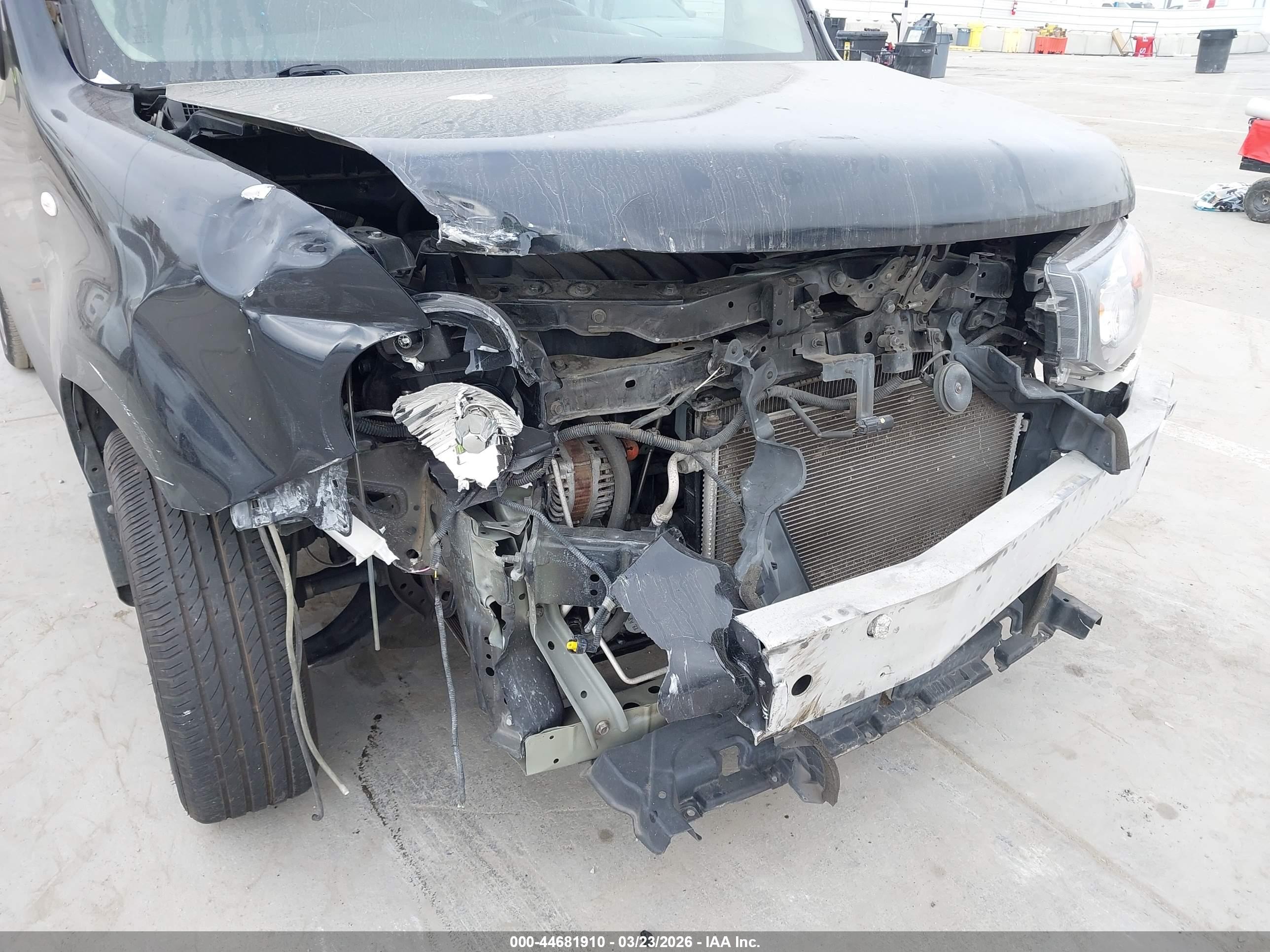 NISSAN CUBE image 6