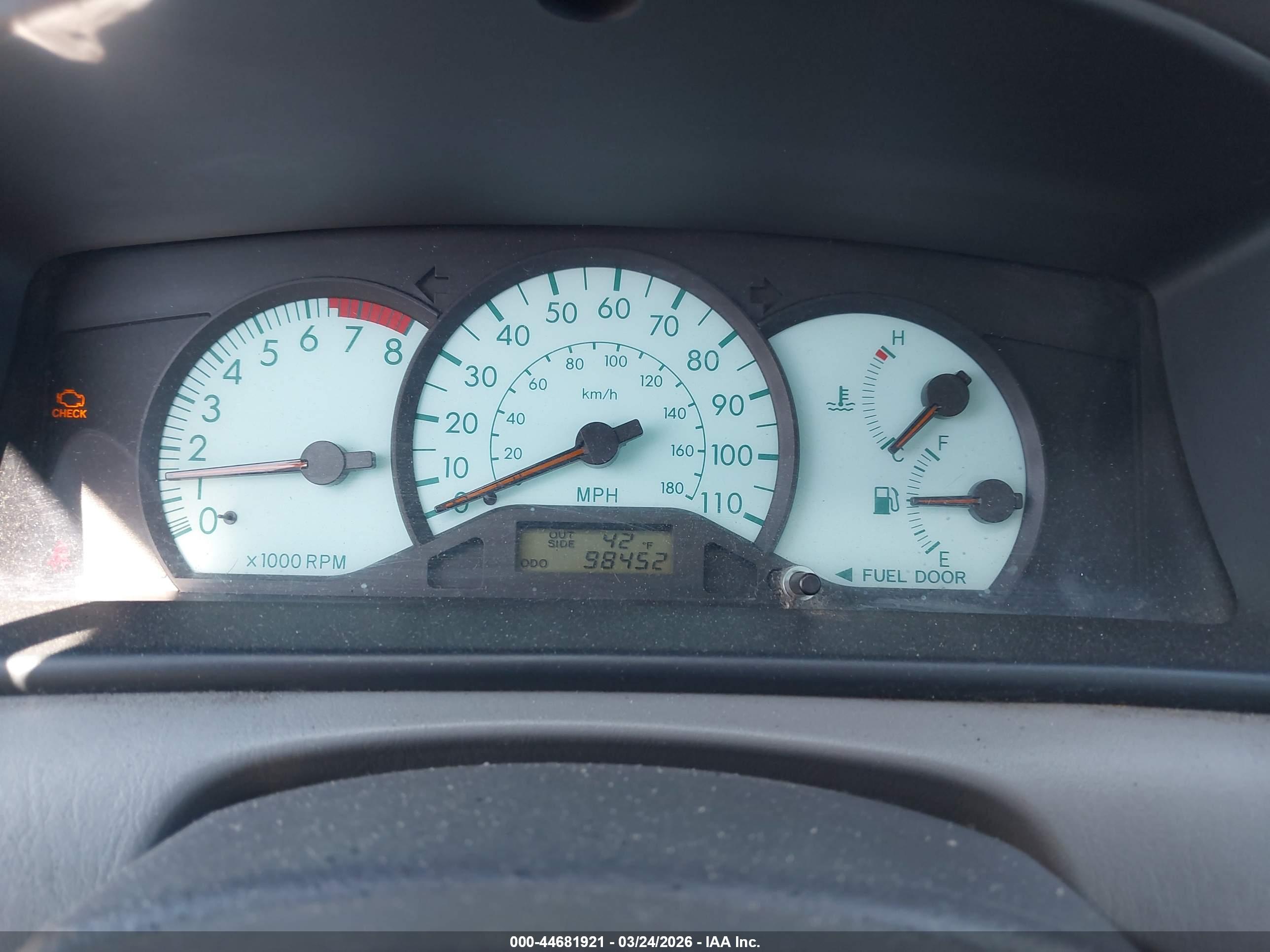 TOYOTA COROLLA image 7