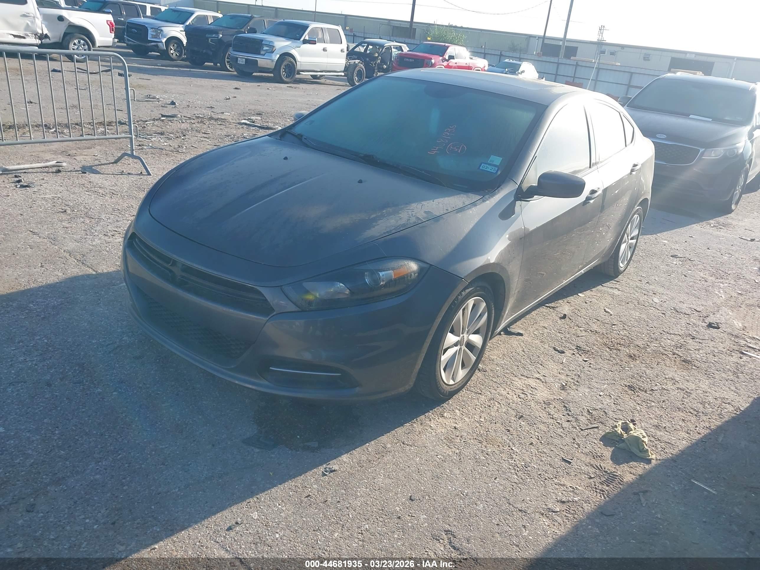 DODGE DART image 2