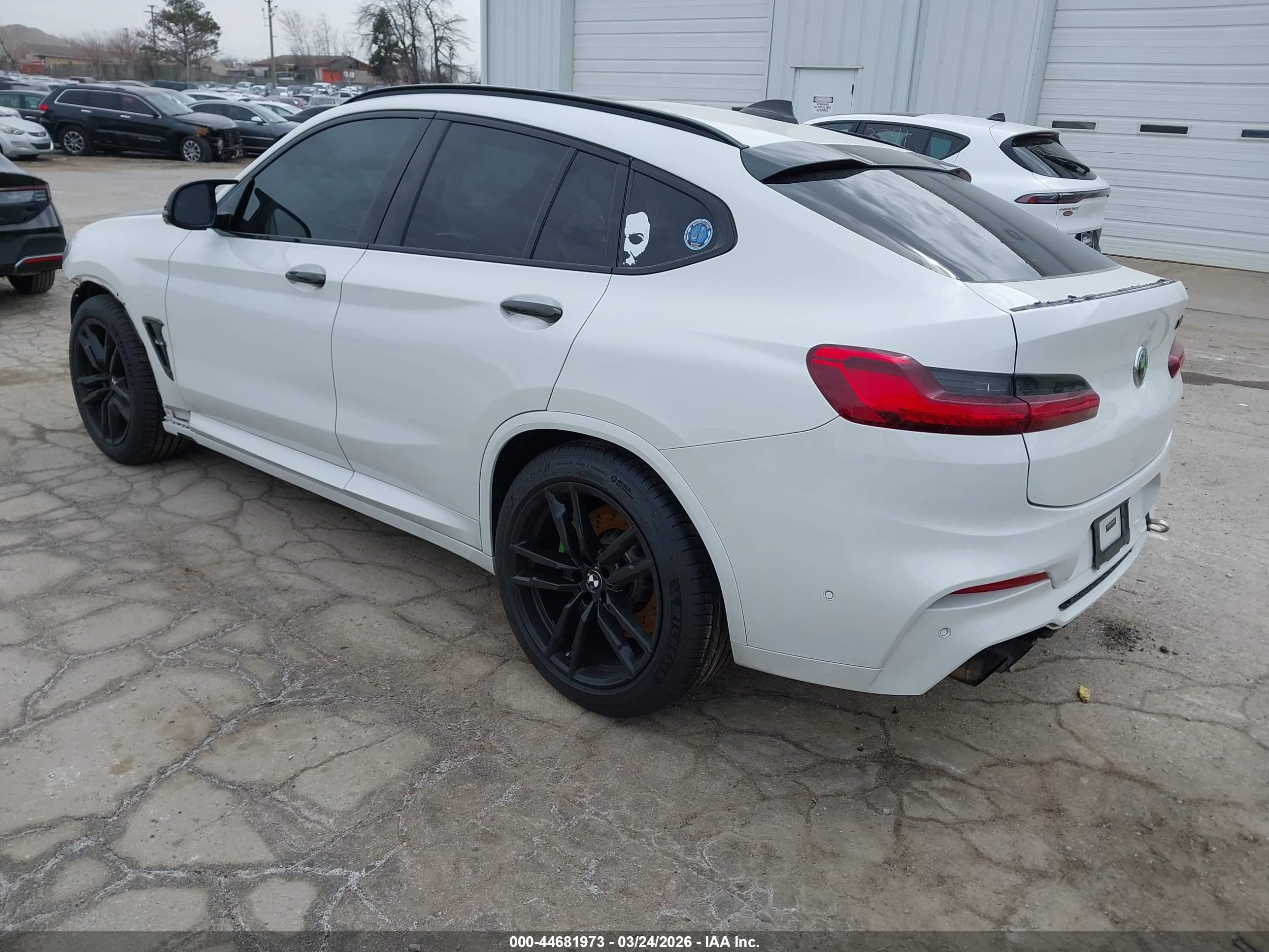 BMW X4 image 3