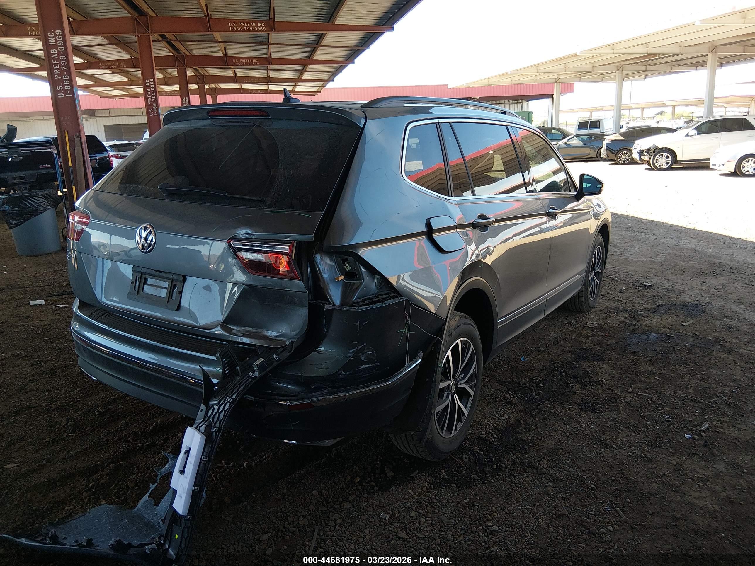 VOLKSWAGEN TIGUAN image 6