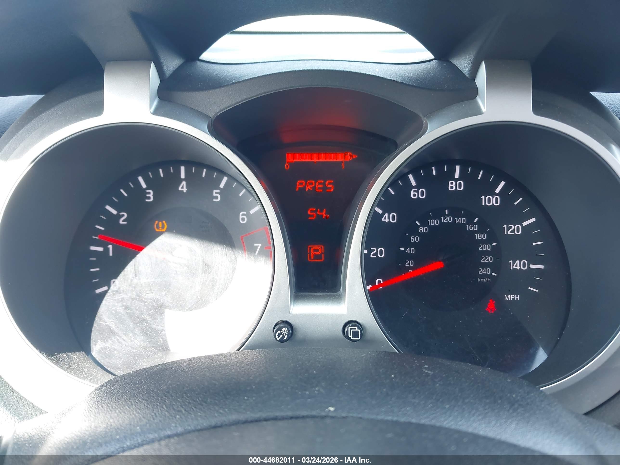 NISSAN JUKE image 7