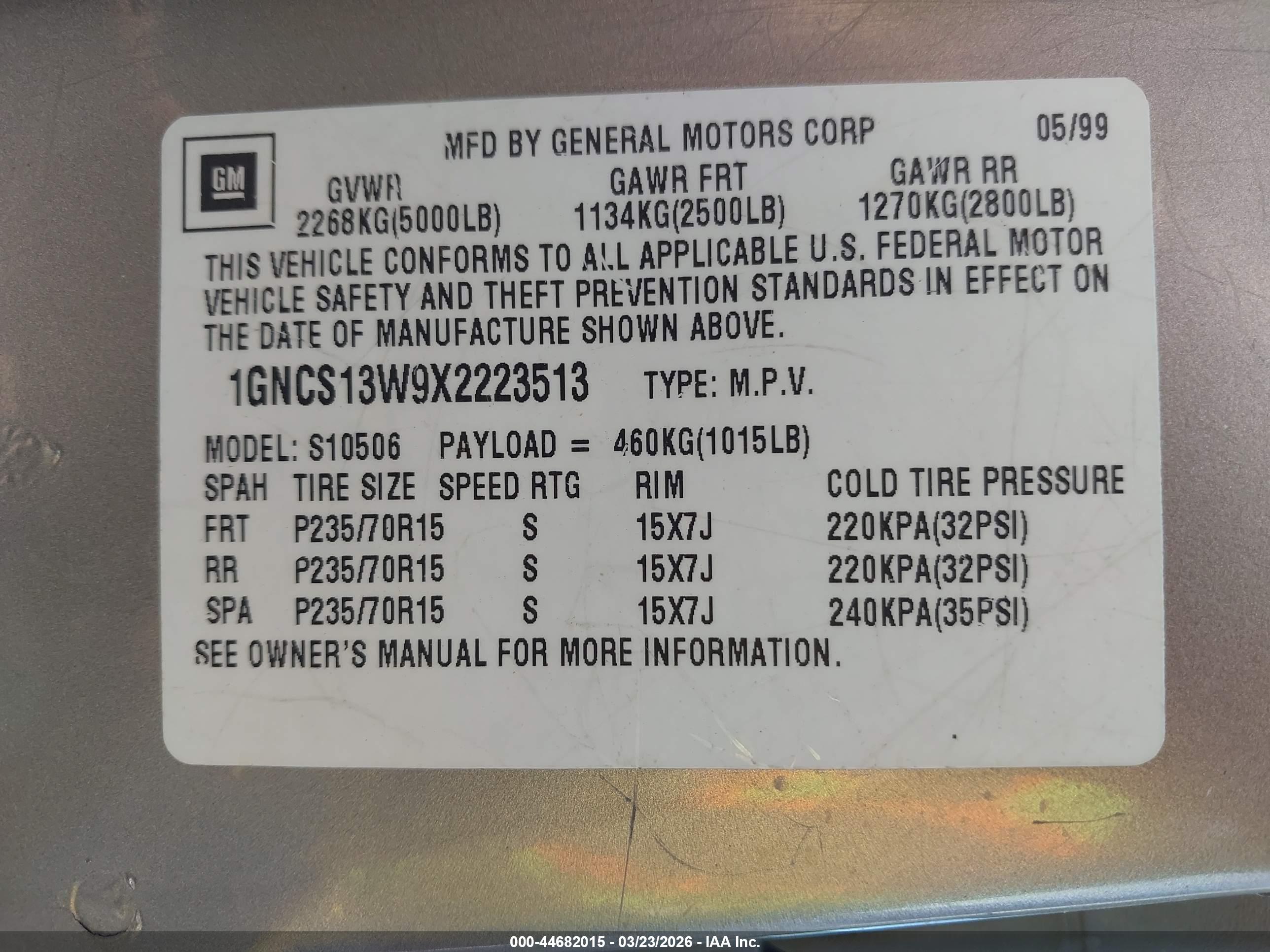CHEVROLET BLAZER image 9