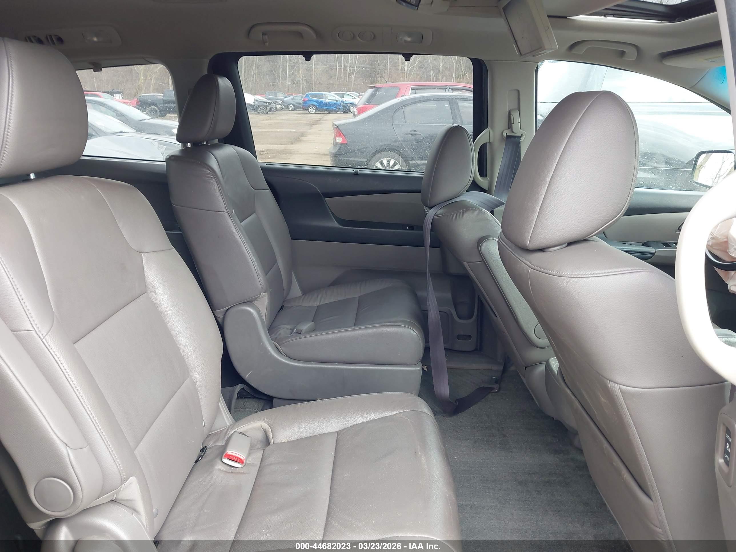 HONDA ODYSSEY image 8