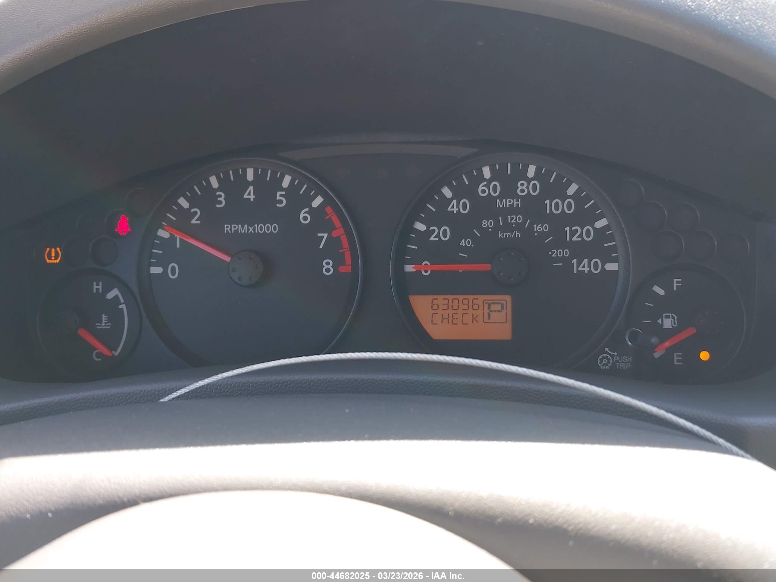 NISSAN FRONTIER image 7