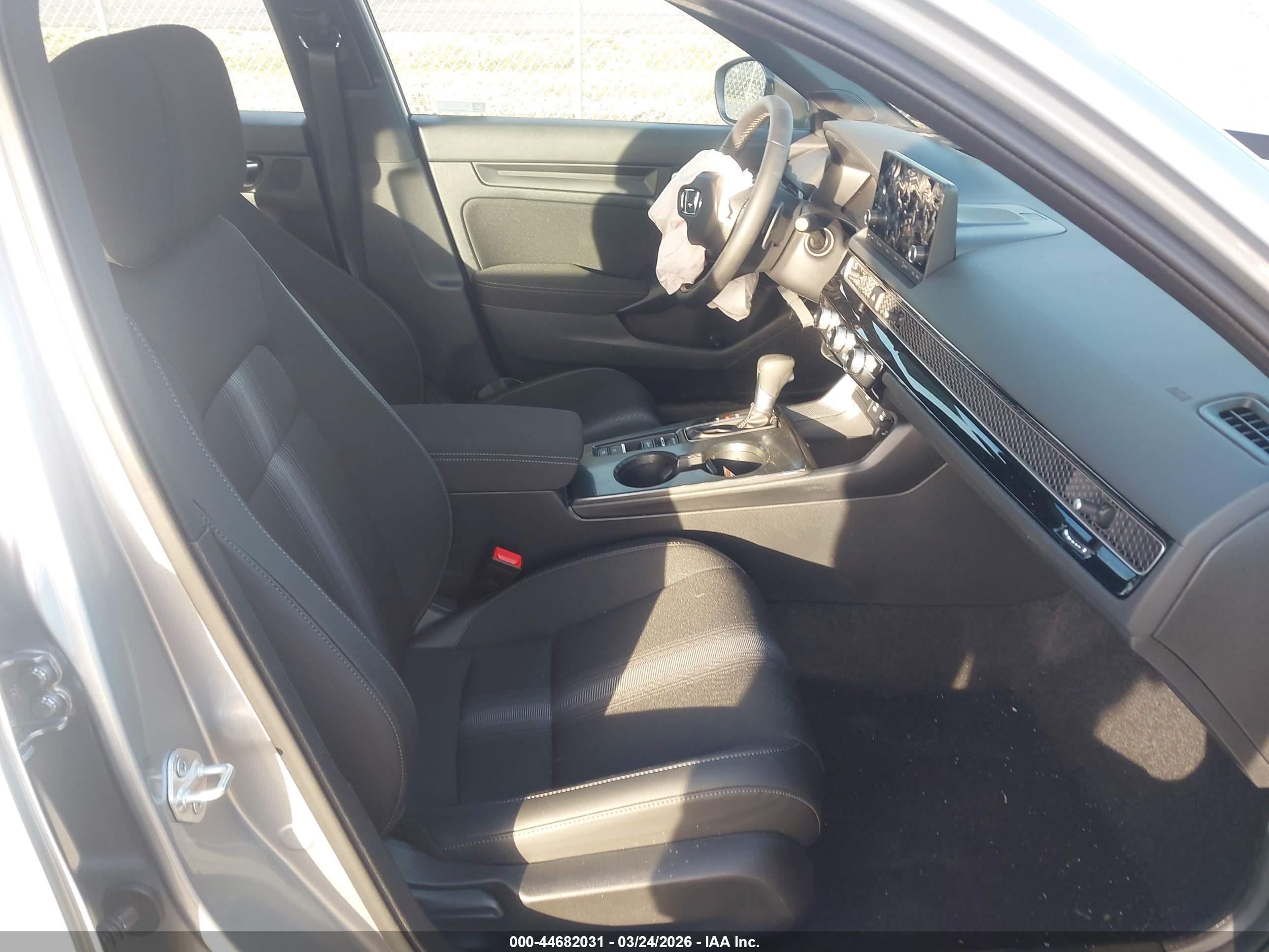 HONDA CIVIC image 5