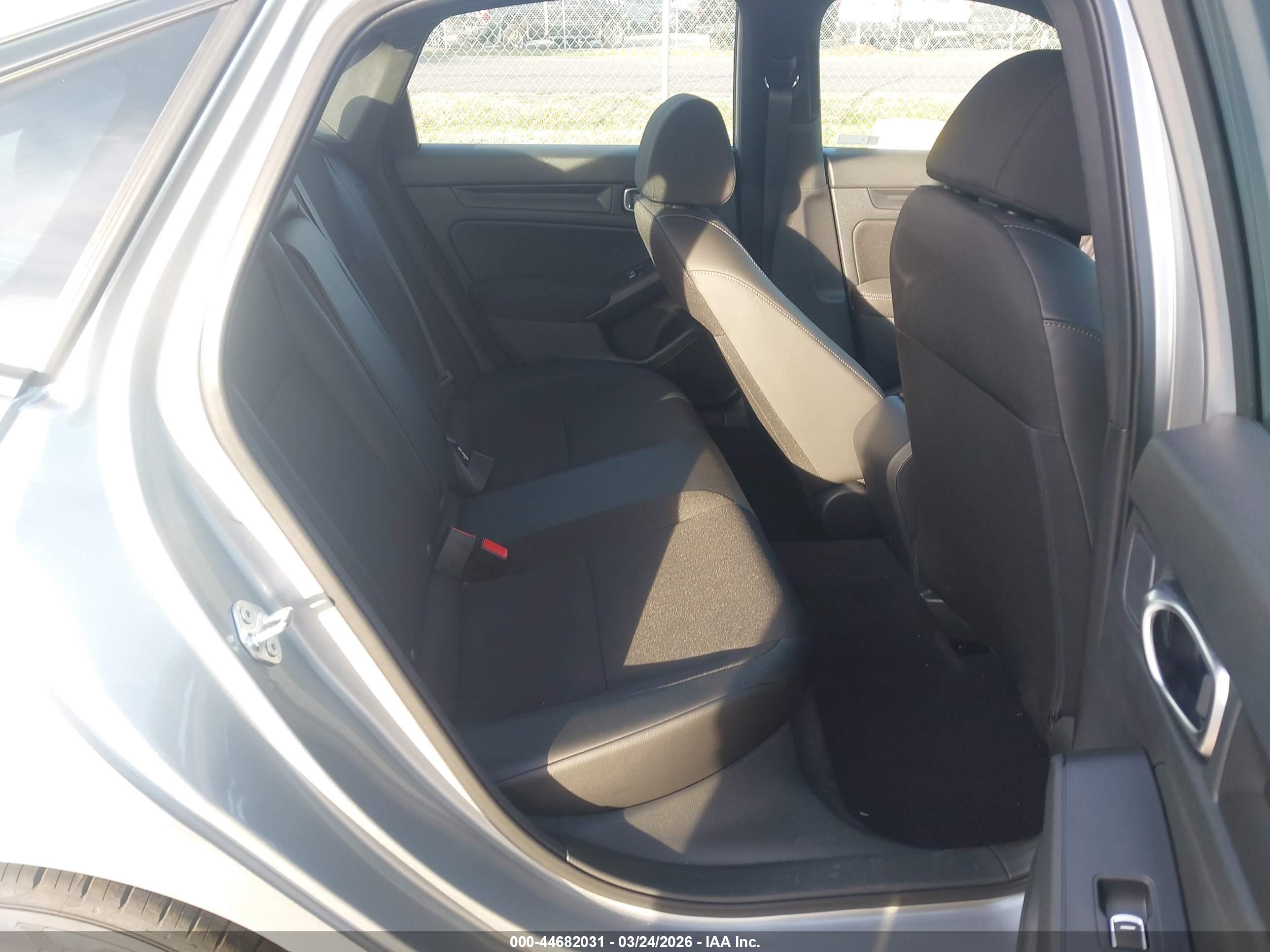 HONDA CIVIC image 8