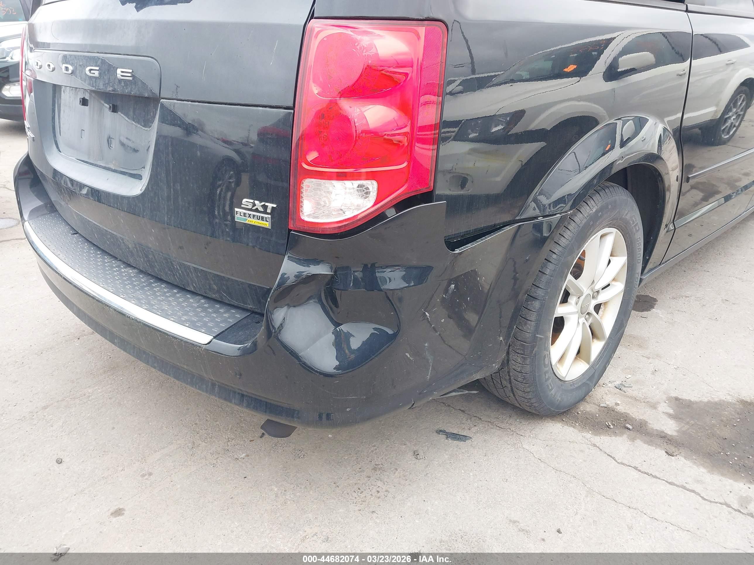 DODGE GRAND image 6