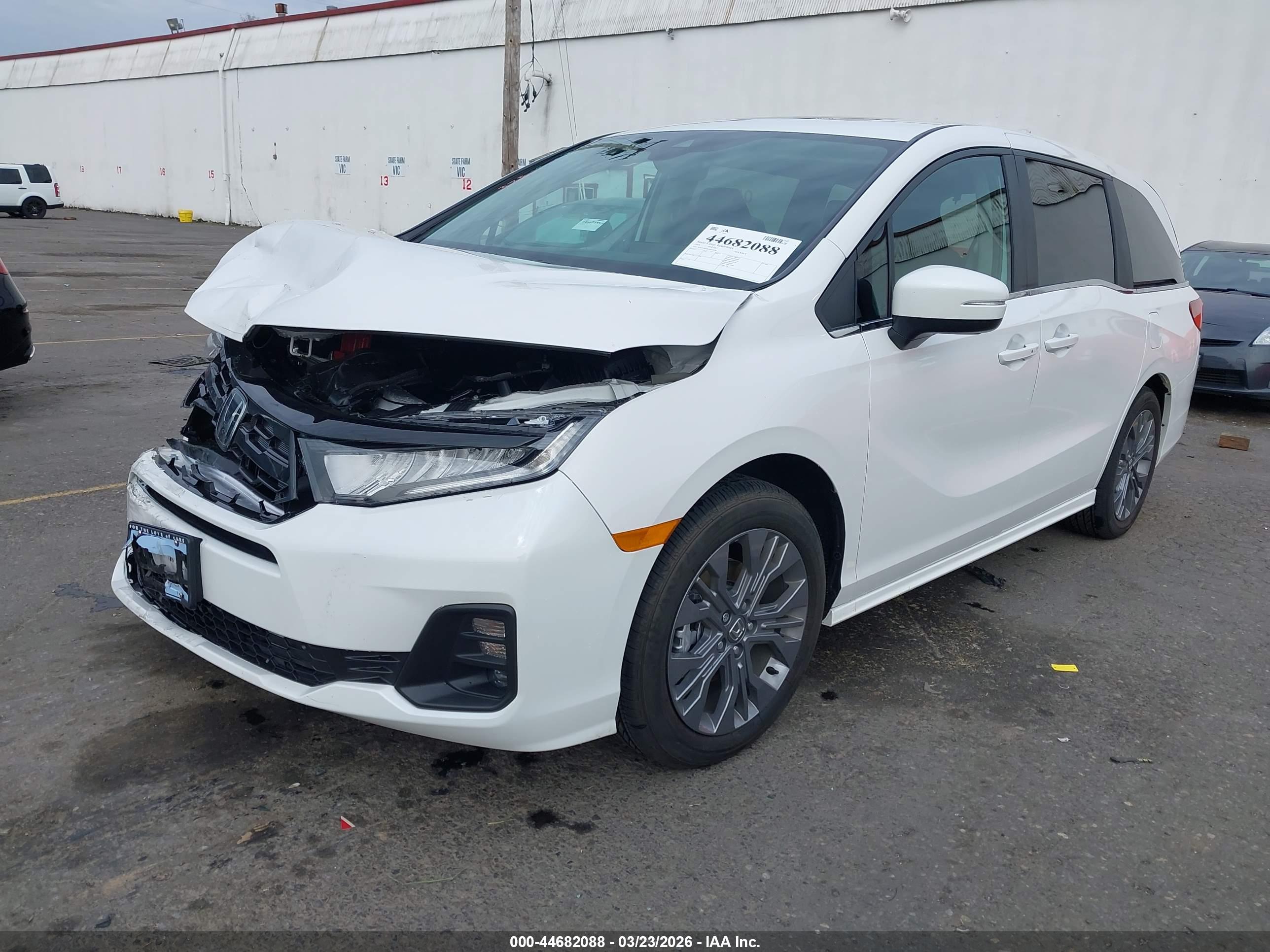 HONDA ODYSSEY image 2