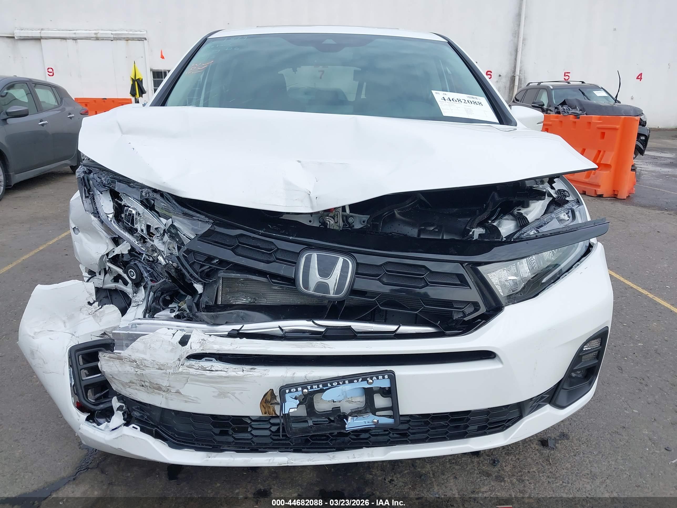 HONDA ODYSSEY image 6