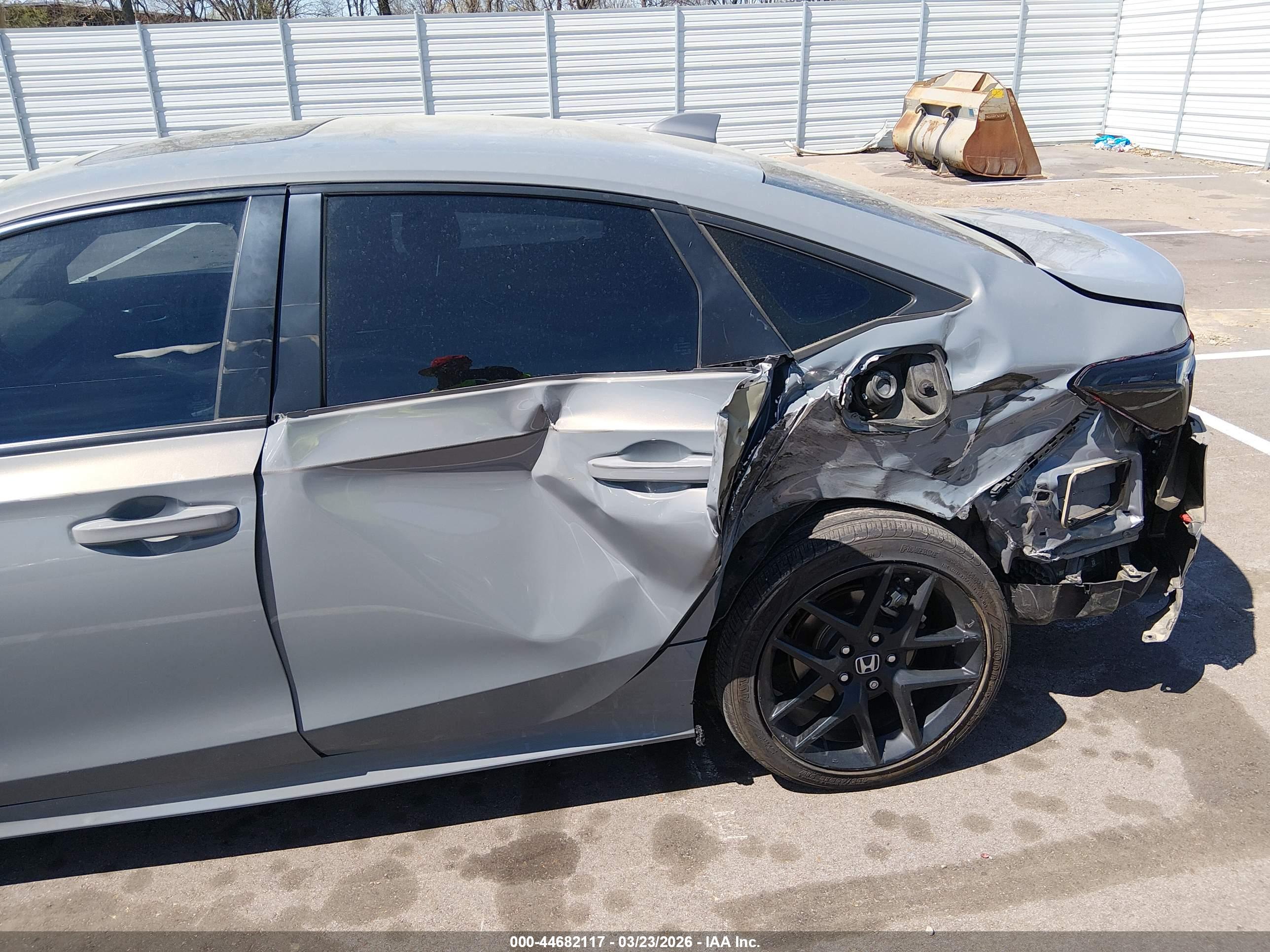 HONDA CIVIC image 6