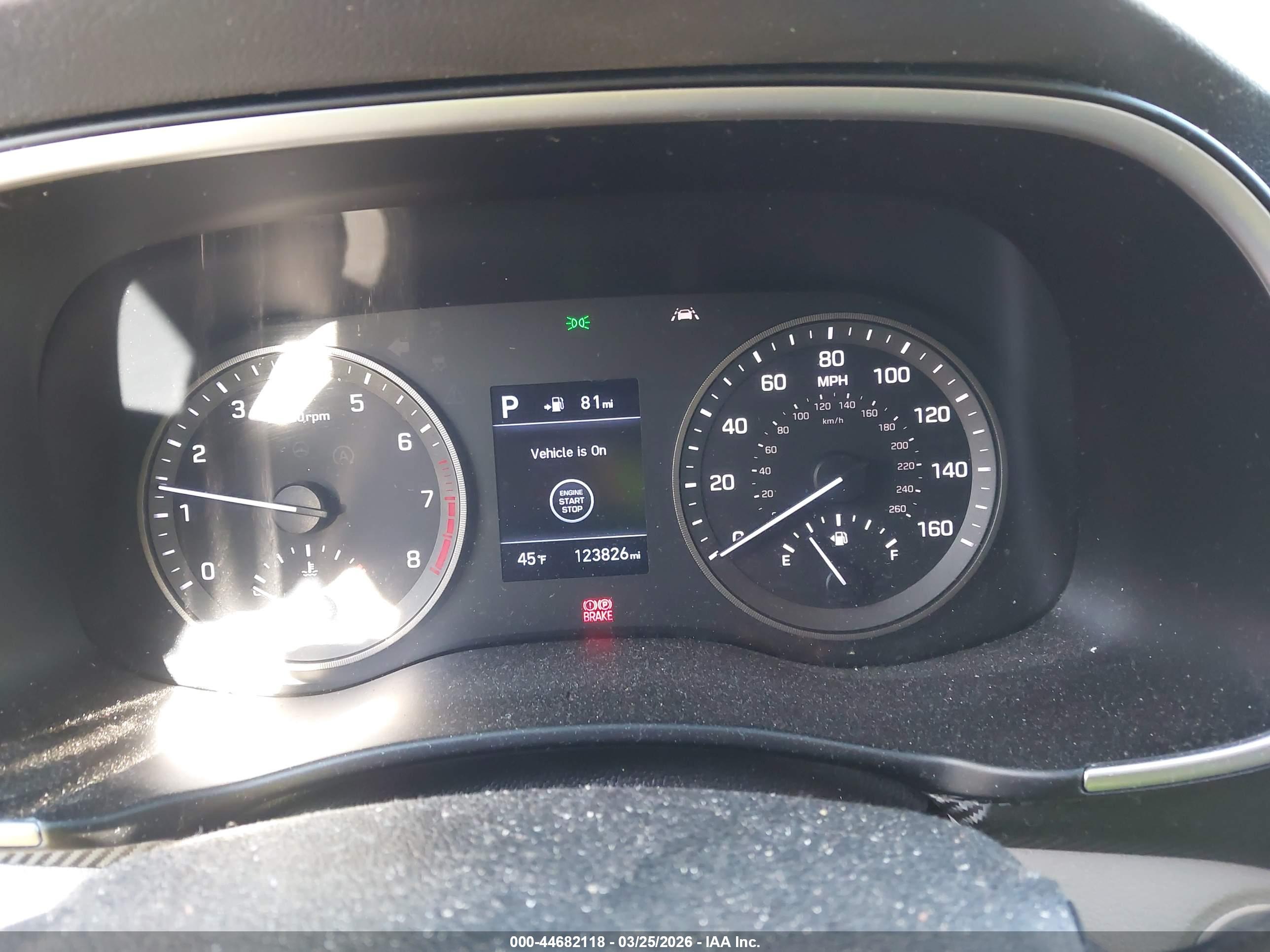 HYUNDAI TUCSON image 7