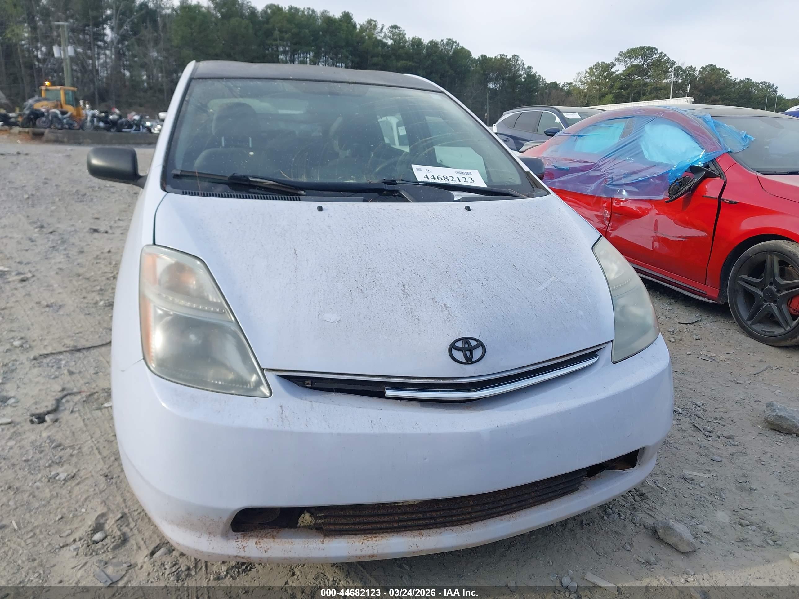 TOYOTA PRIUS image 6