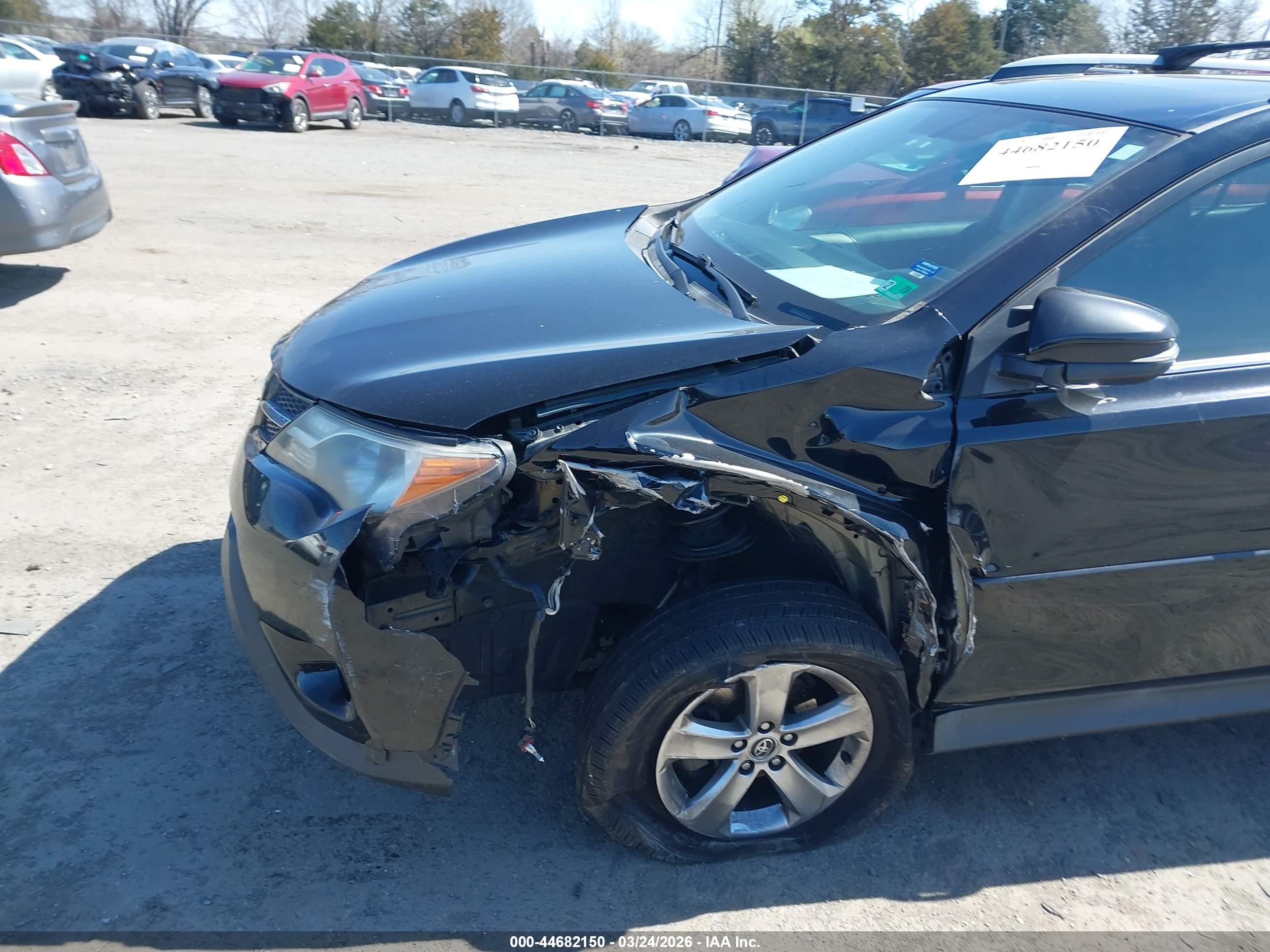 TOYOTA RAV4 image 6