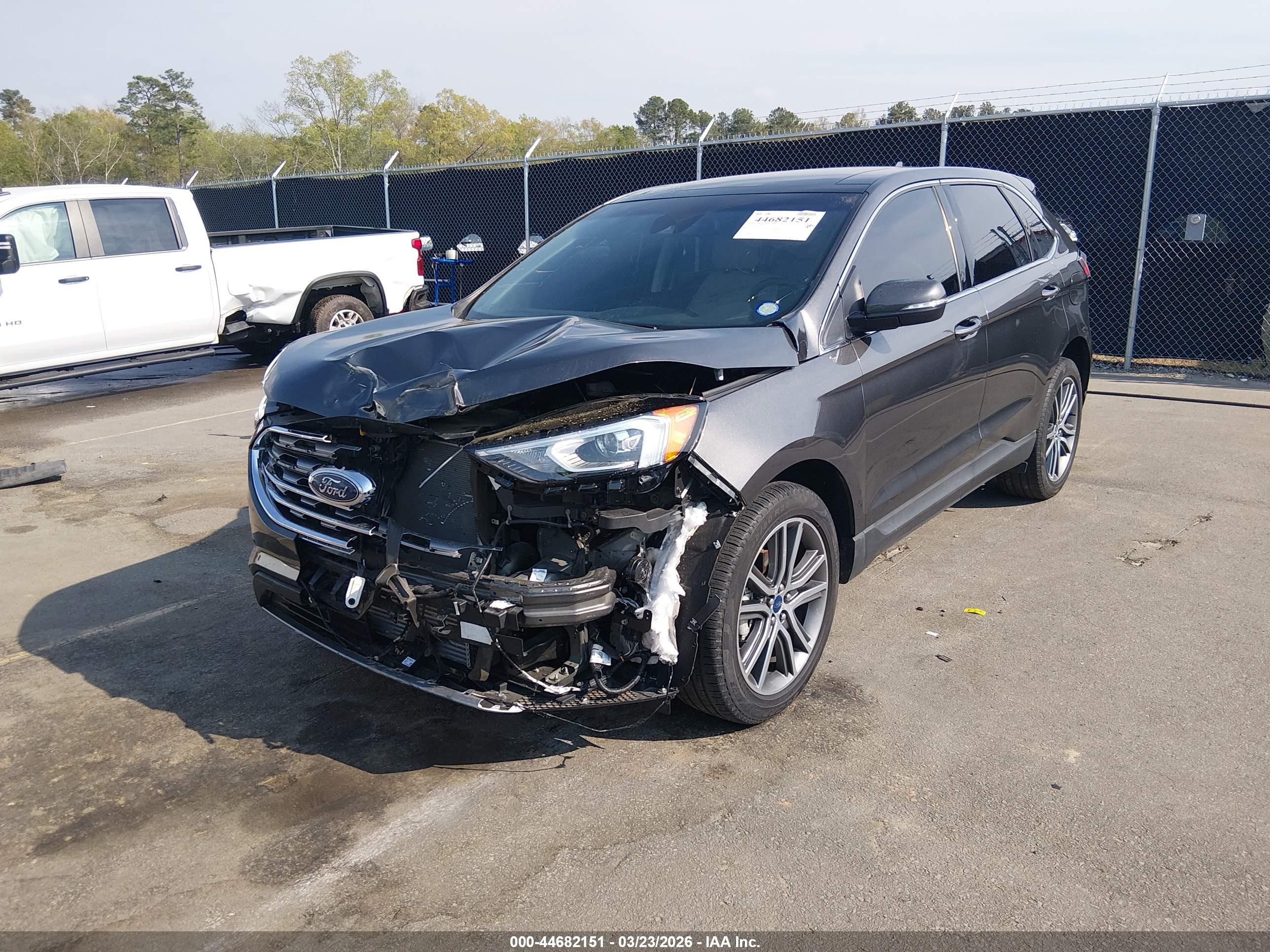 FORD EDGE image 2
