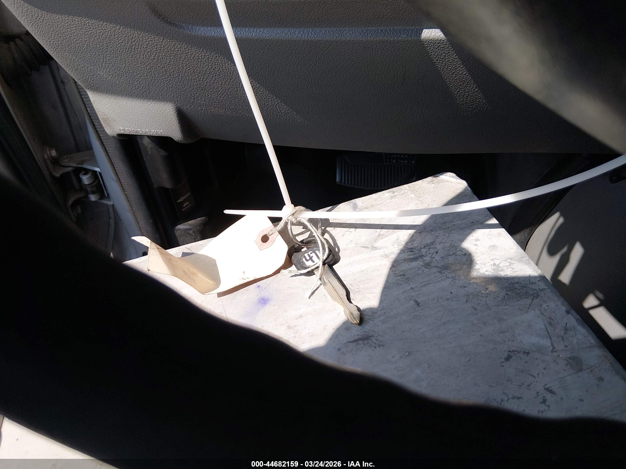 FORD E-350 image 11