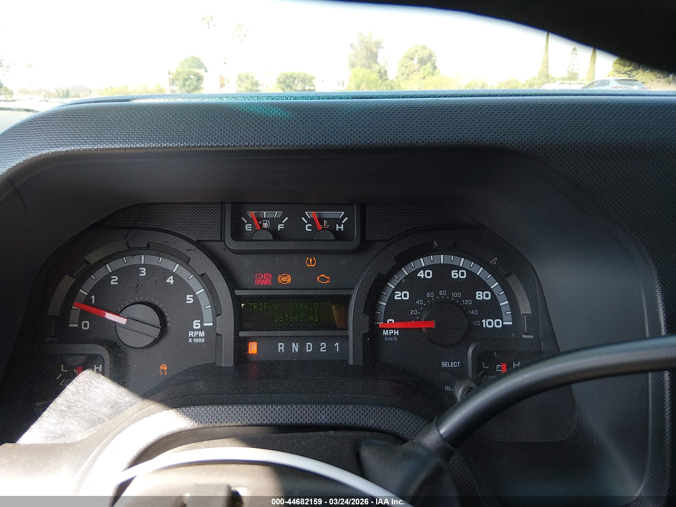 FORD E-350 image 7