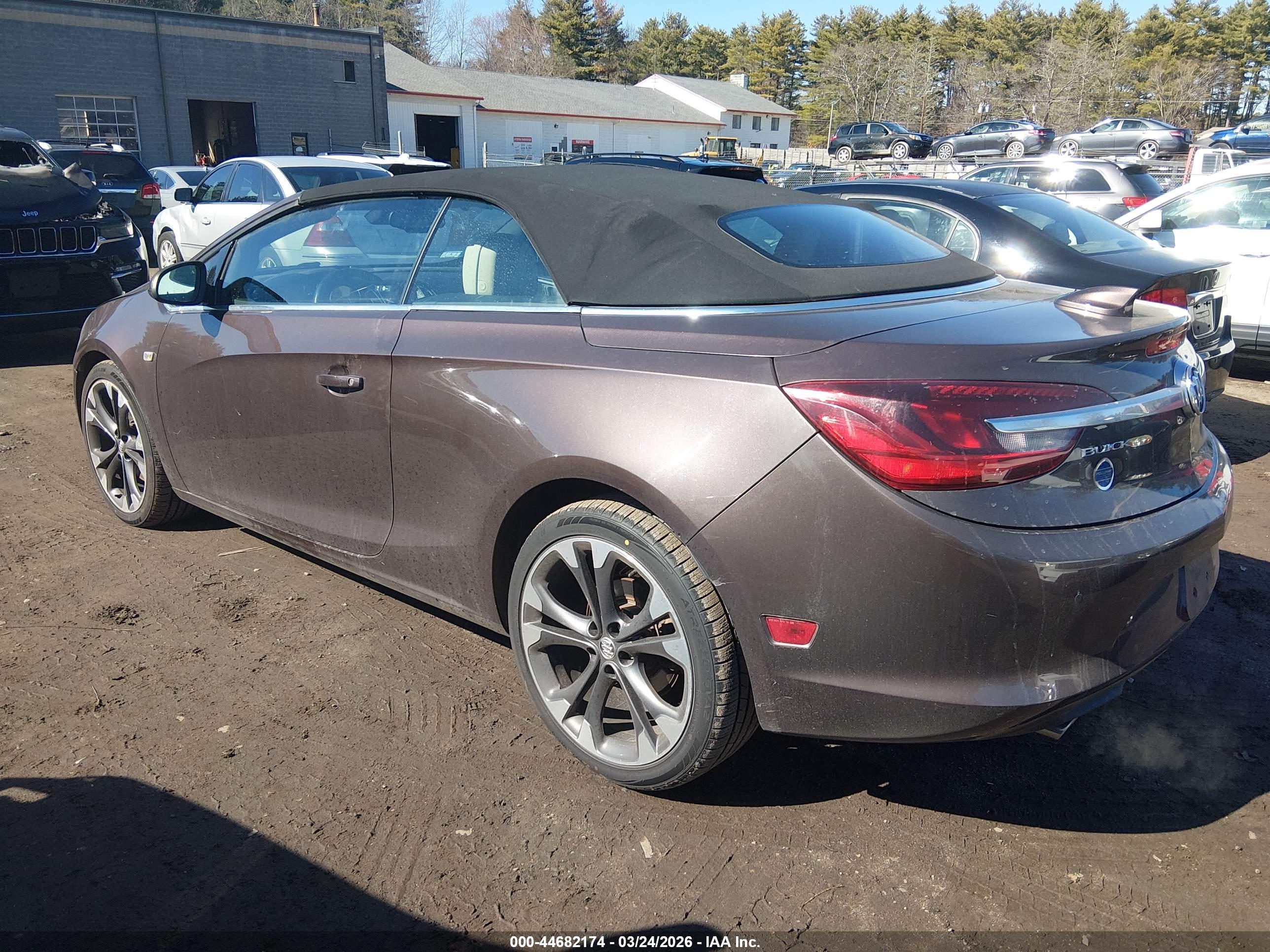 BUICK CASCADA image 3