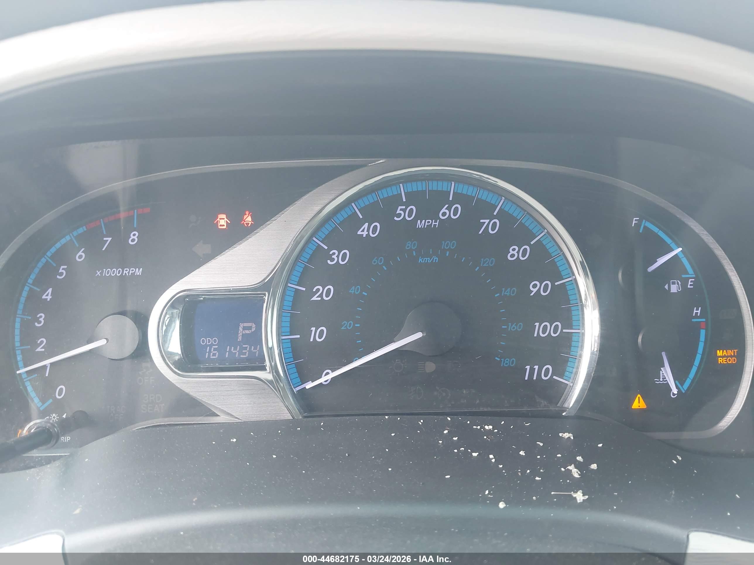 TOYOTA SIENNA image 7